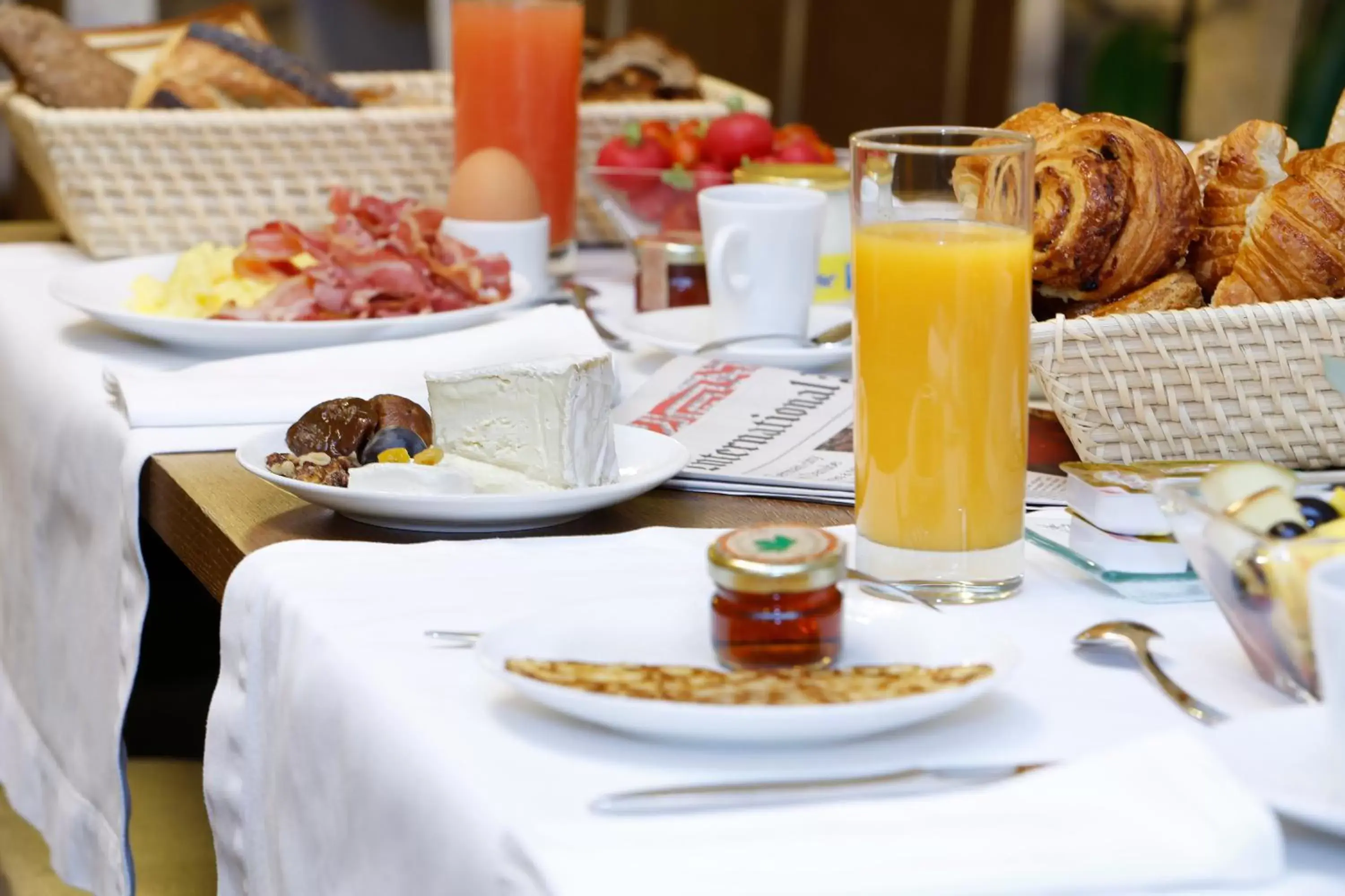Food close-up, Breakfast in Hotel Opéra Richepanse