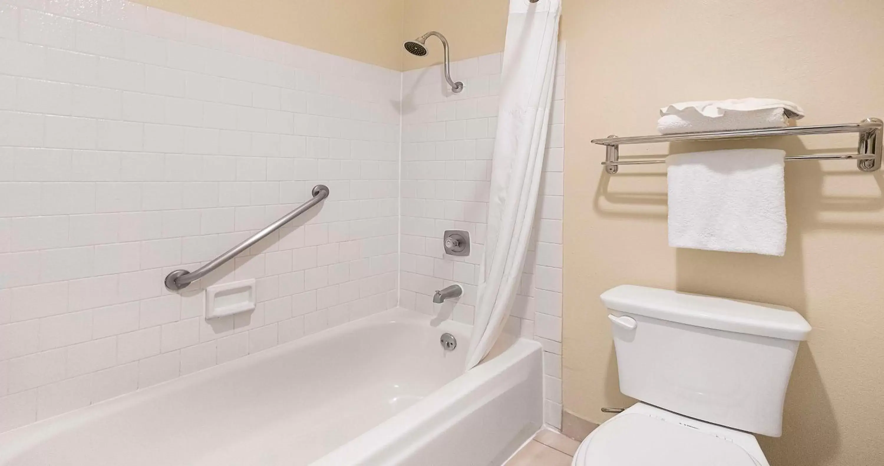 Bathroom in SureStay Plus Hotel by Best Western Sacramento North