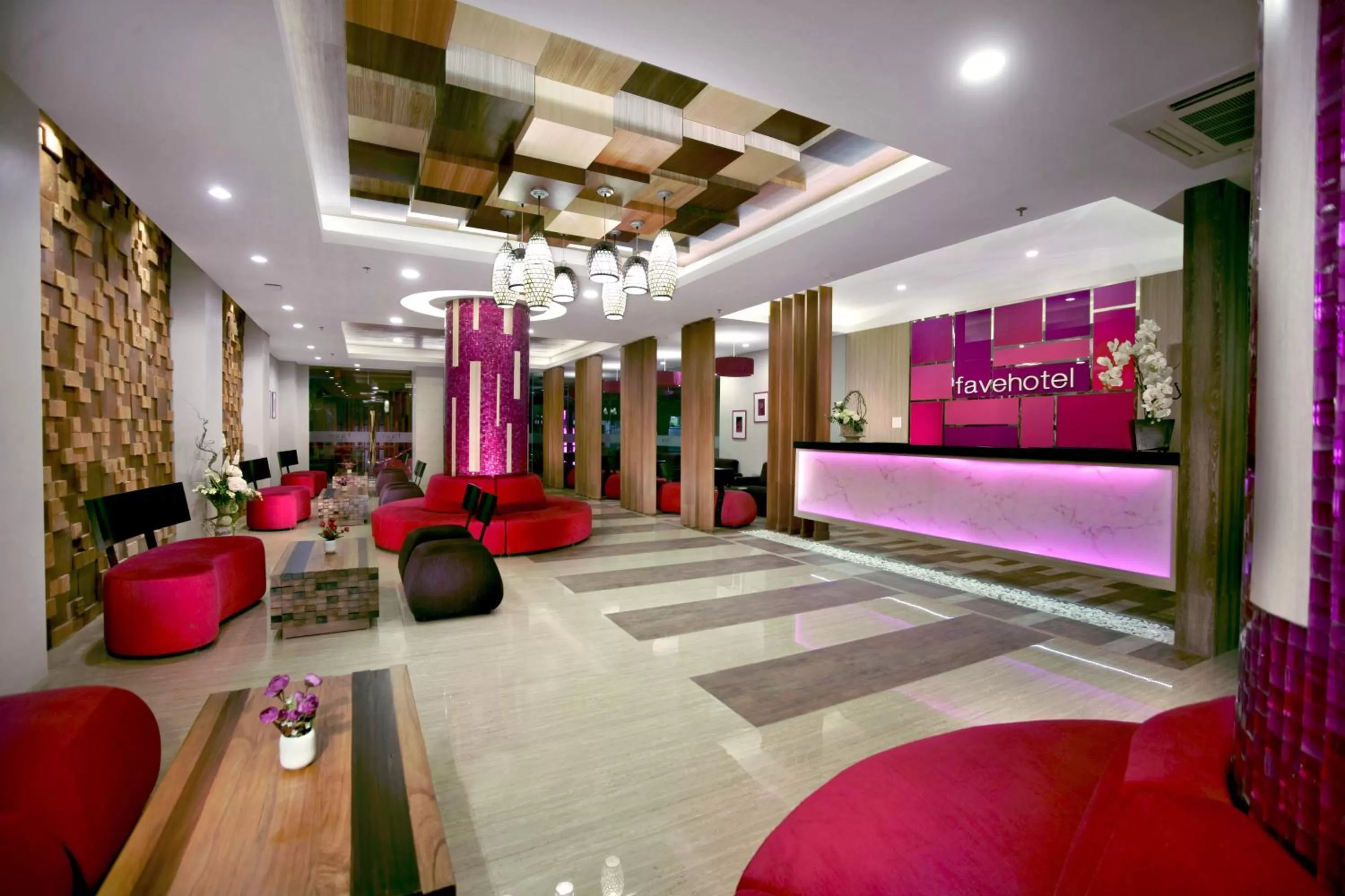 Lobby or reception in favehotel Langko Mataram - Lombok