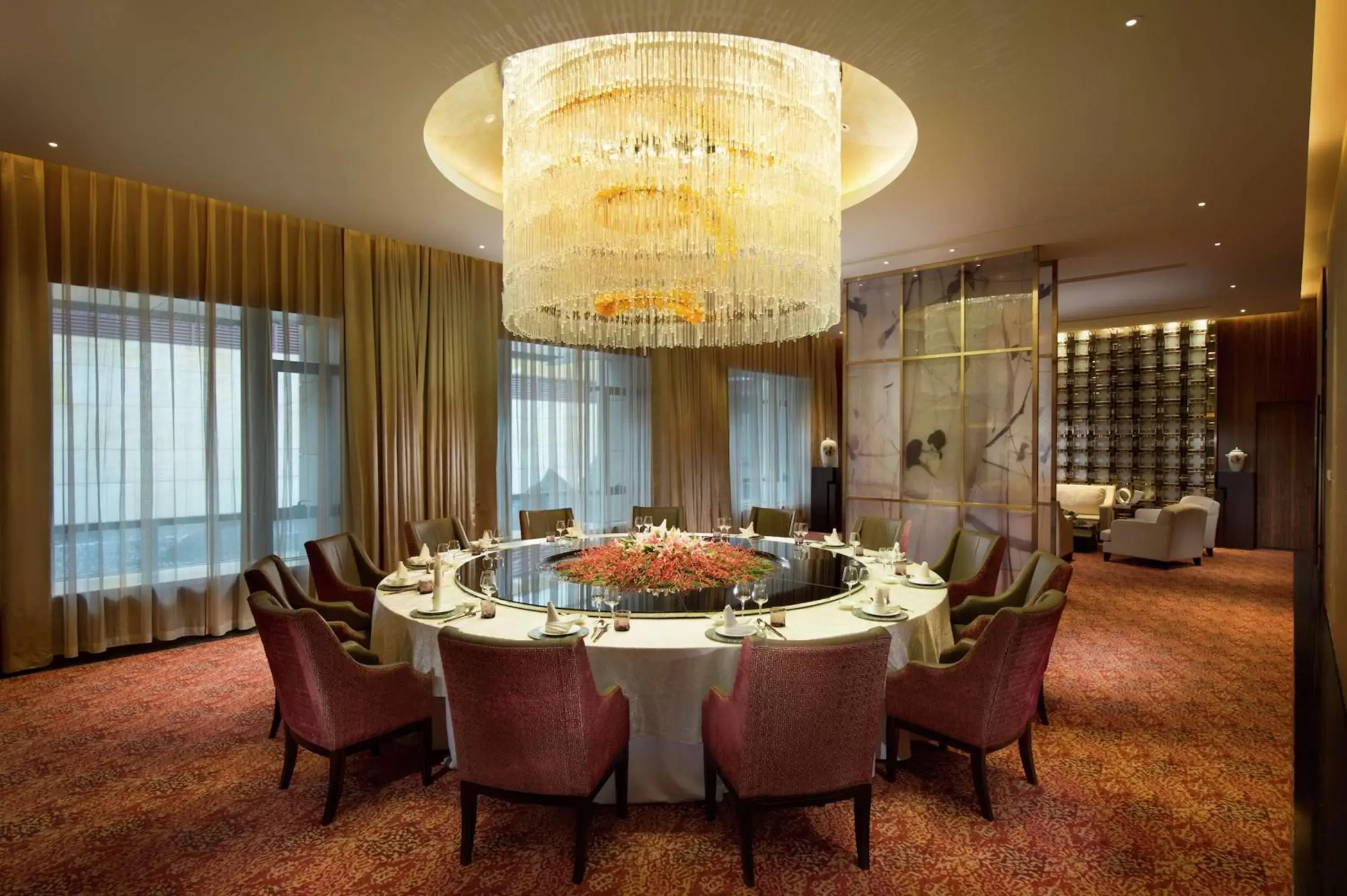 Restaurant/places to eat in Hilton Wuhan Optics Valley