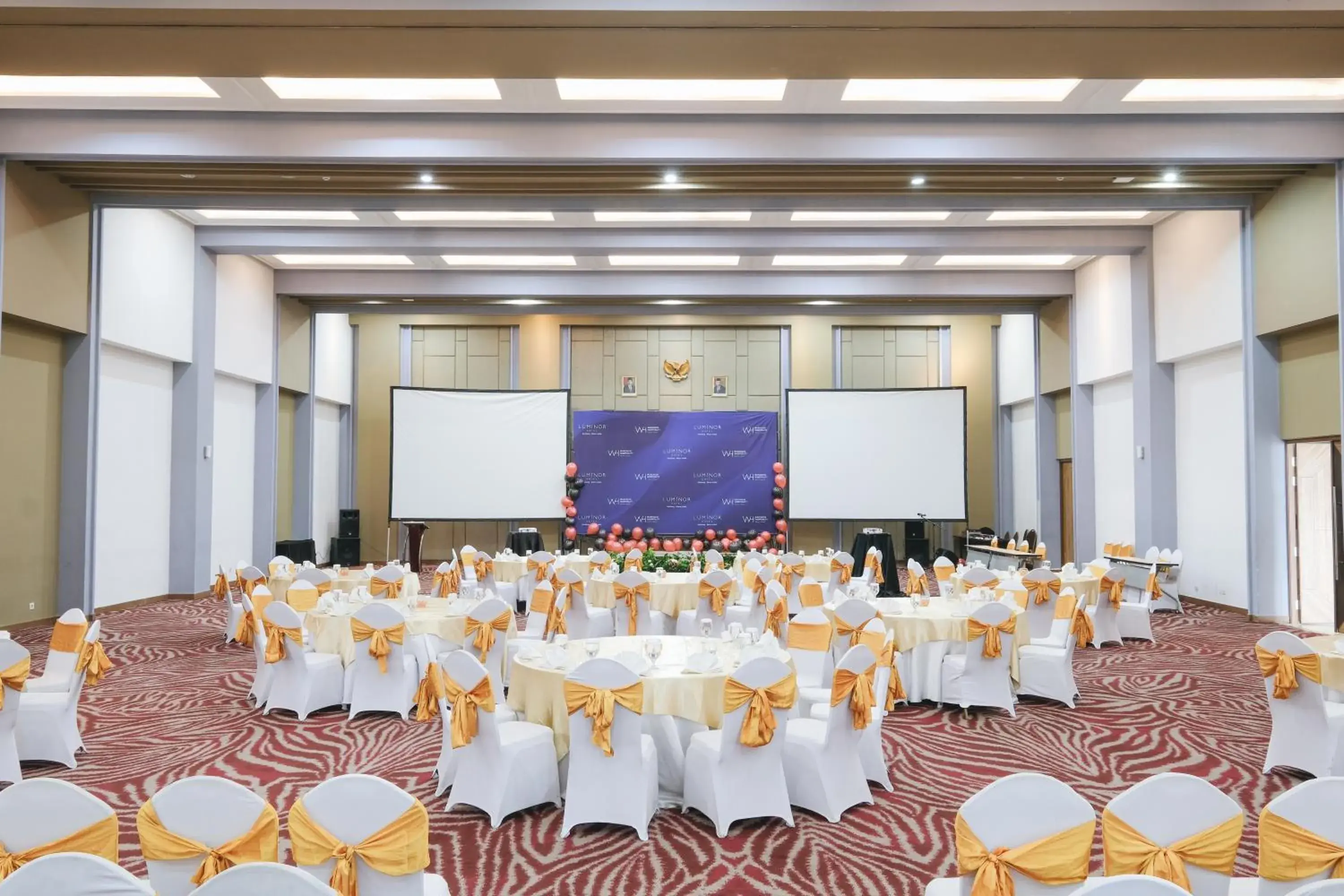 Meeting/conference room in Luminor Hotel Metro Indah - Bandung by WH