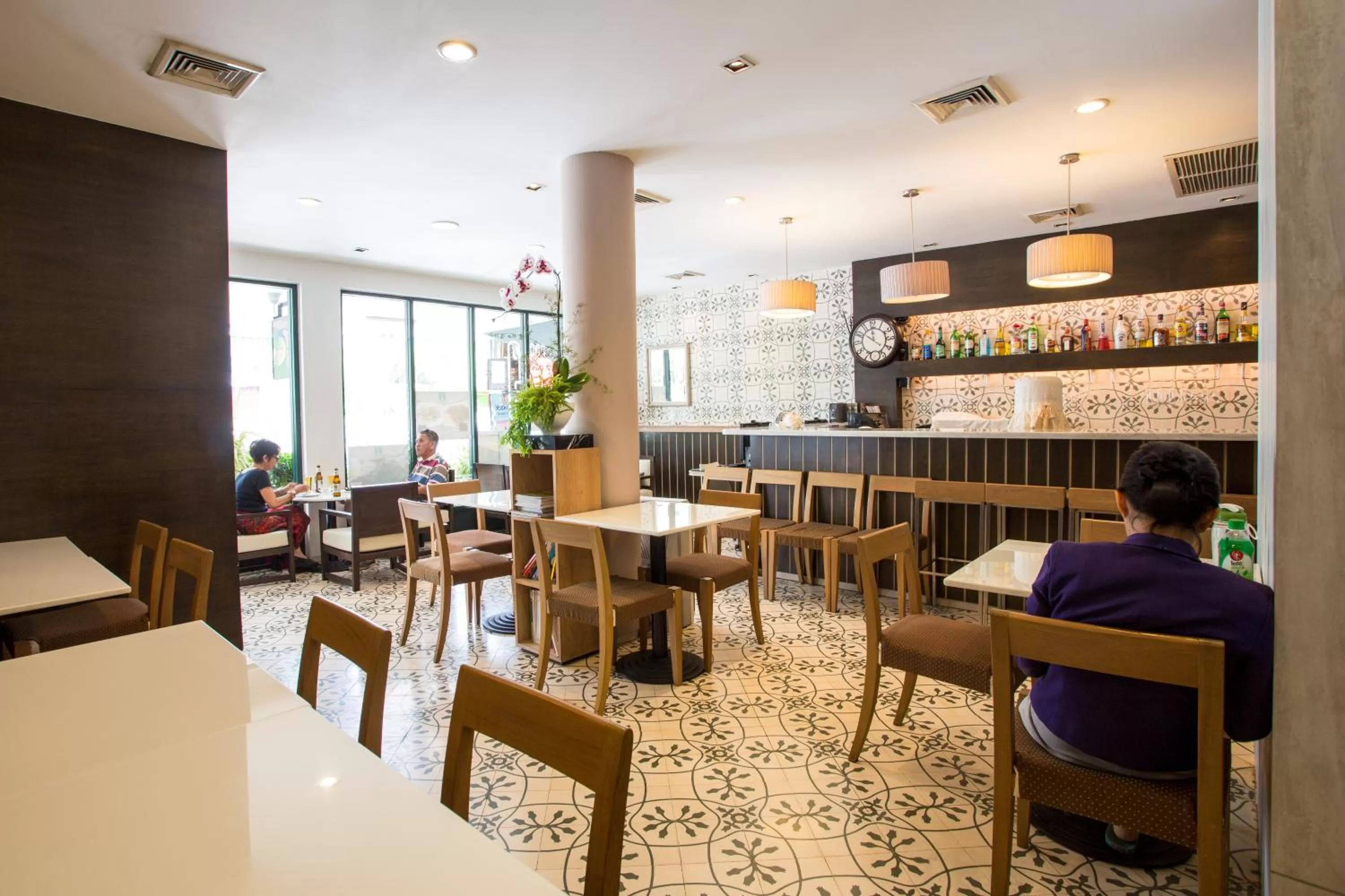 Day in Aphrodite Inn Bangkok