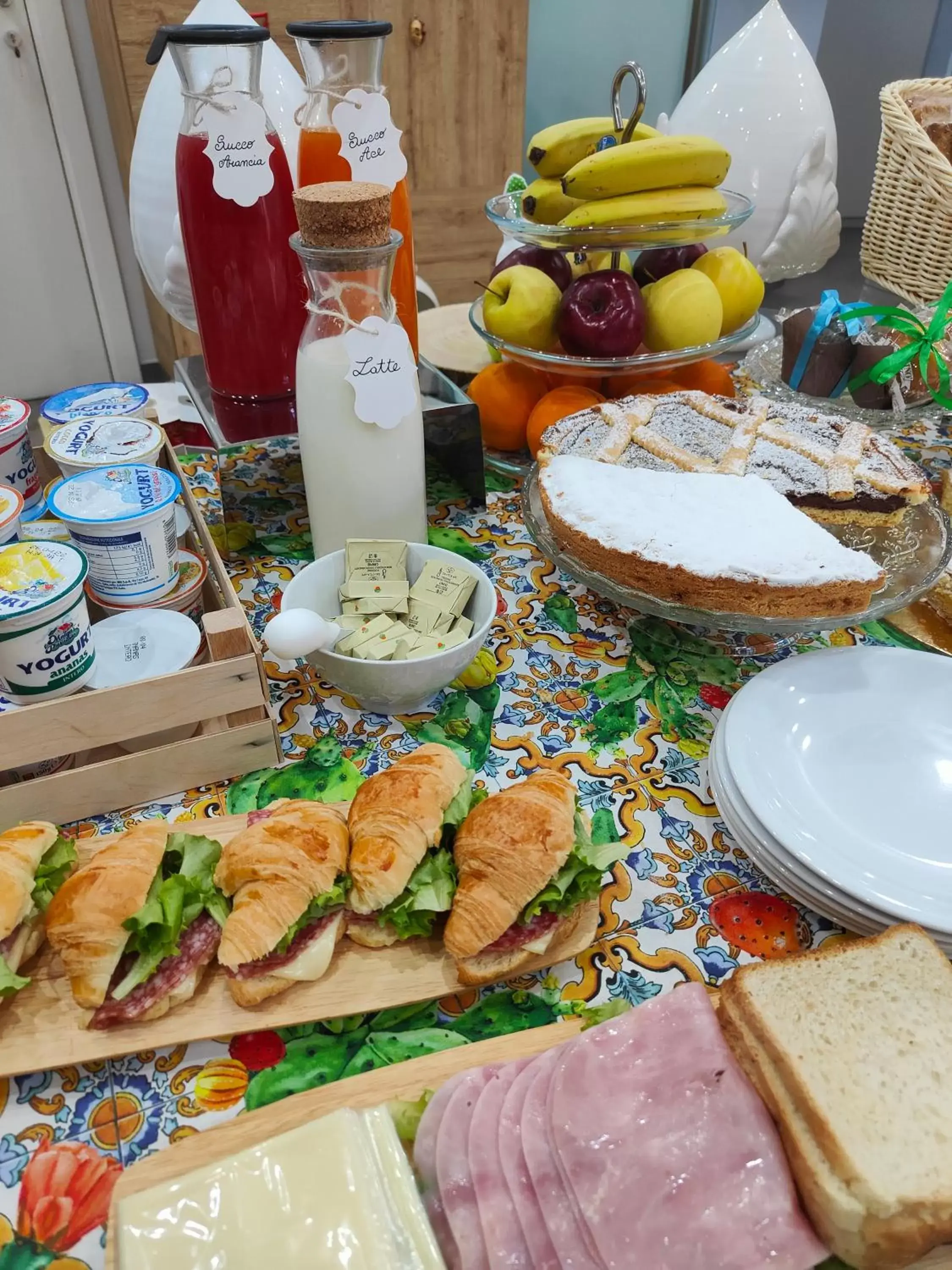 Food and drinks in Regina Margherita Suite