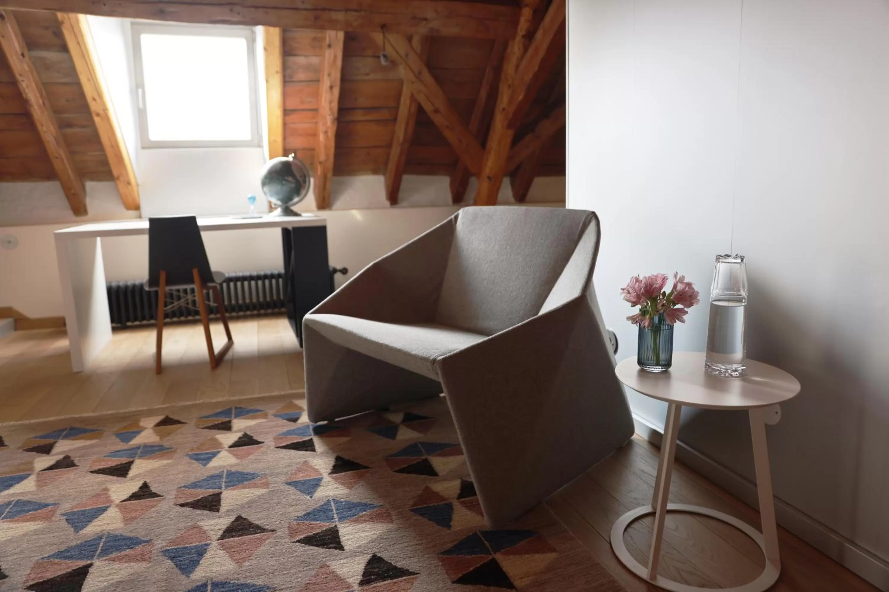 Seating area in Sessius1622