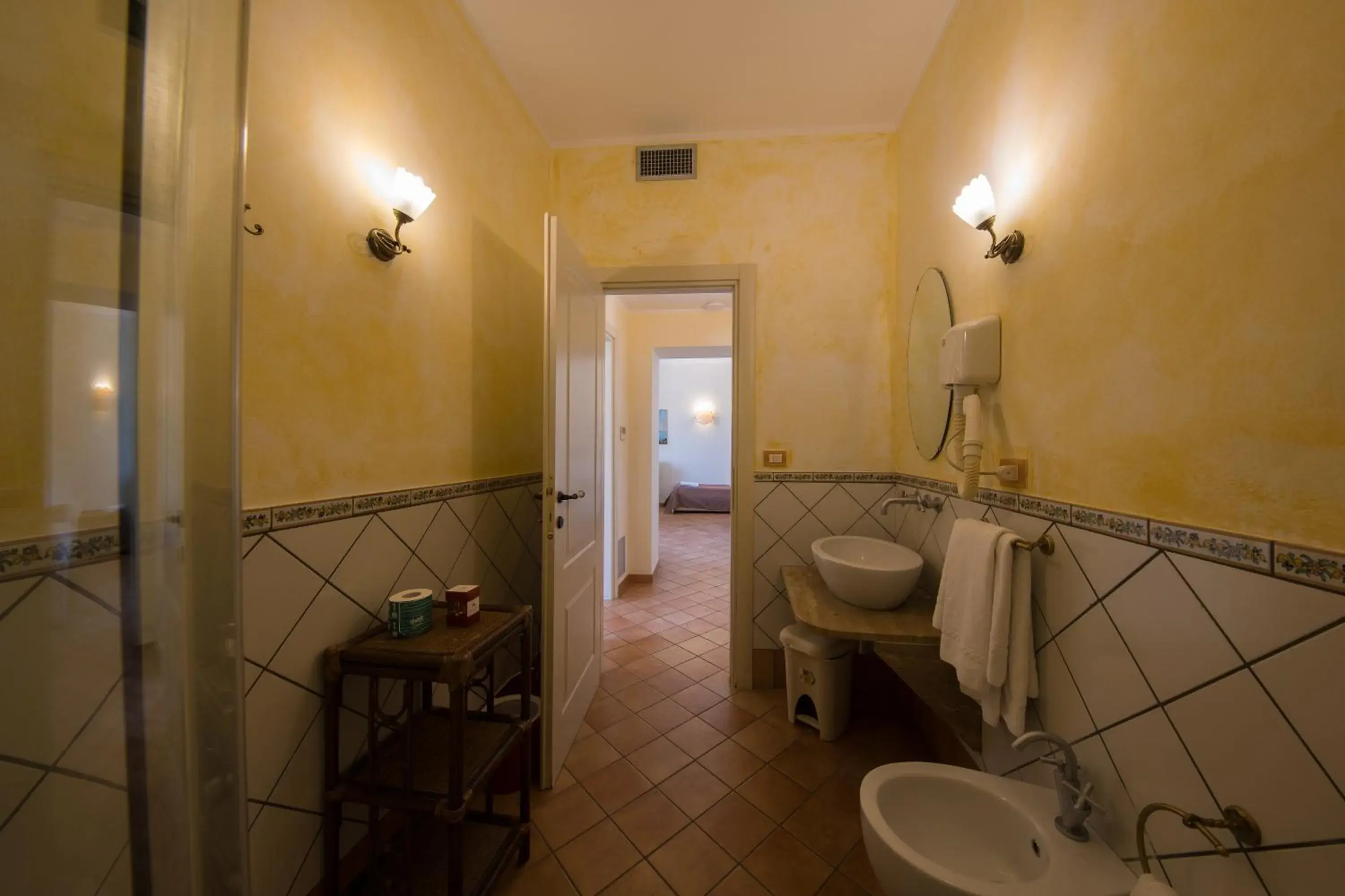 Bathroom in Hotel Scapolatiello