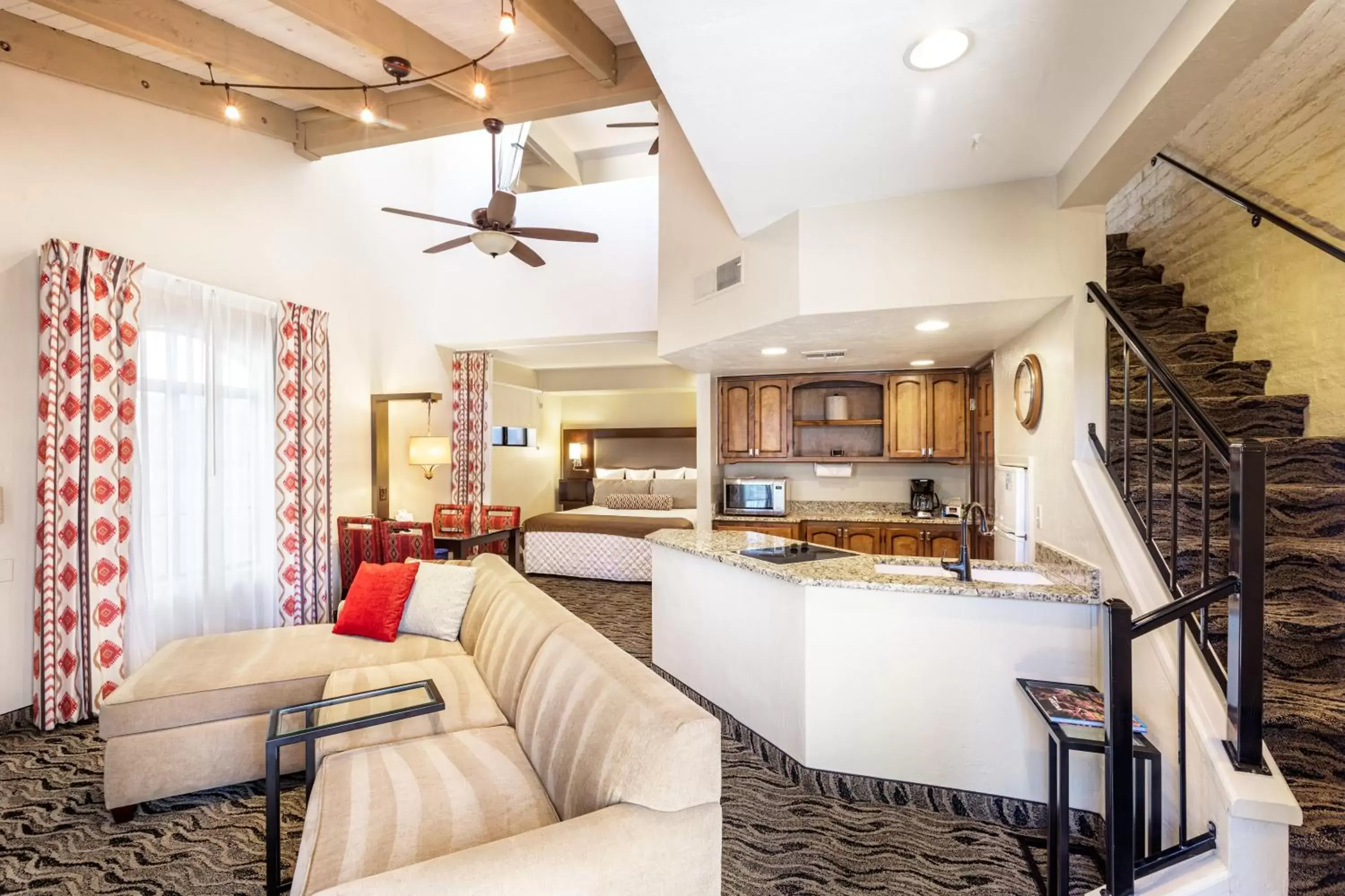 Kitchen or kitchenette in Scottsdale Camelback Resort