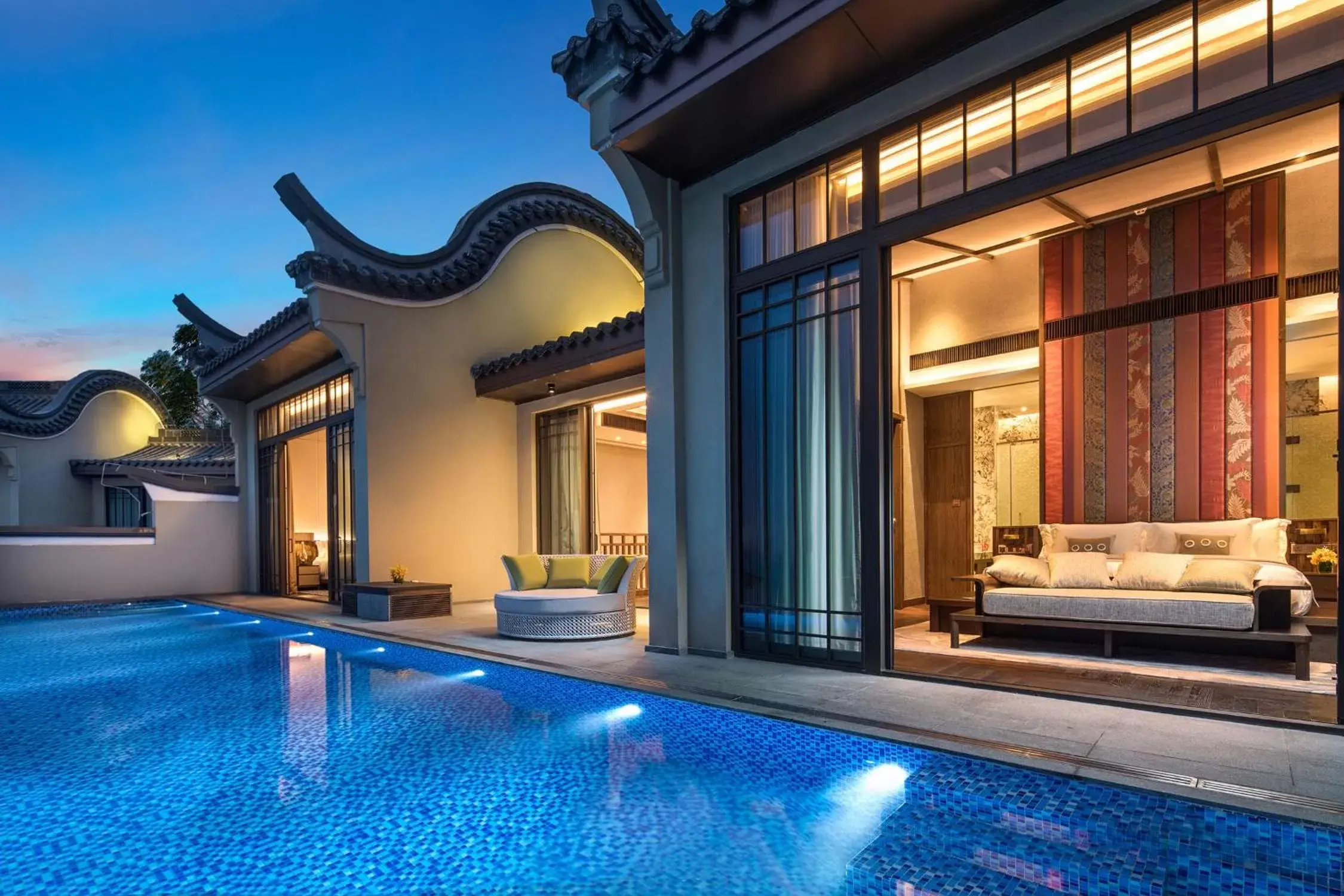 Property building, Swimming Pool in Angsana Zhuhai Phoenix Bay