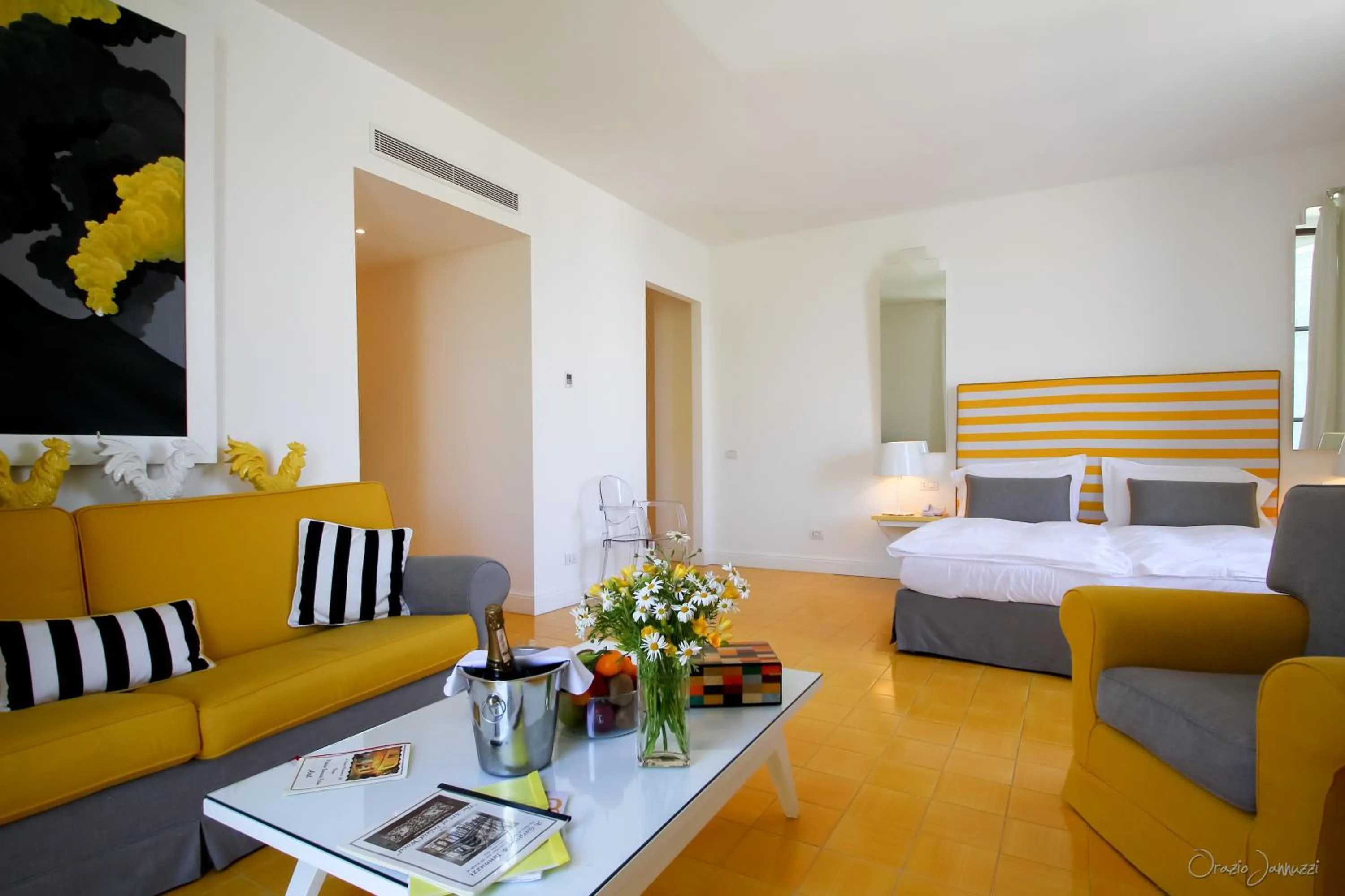 Photo of the whole room, Bed in Palazzo Jannuzzi Relais