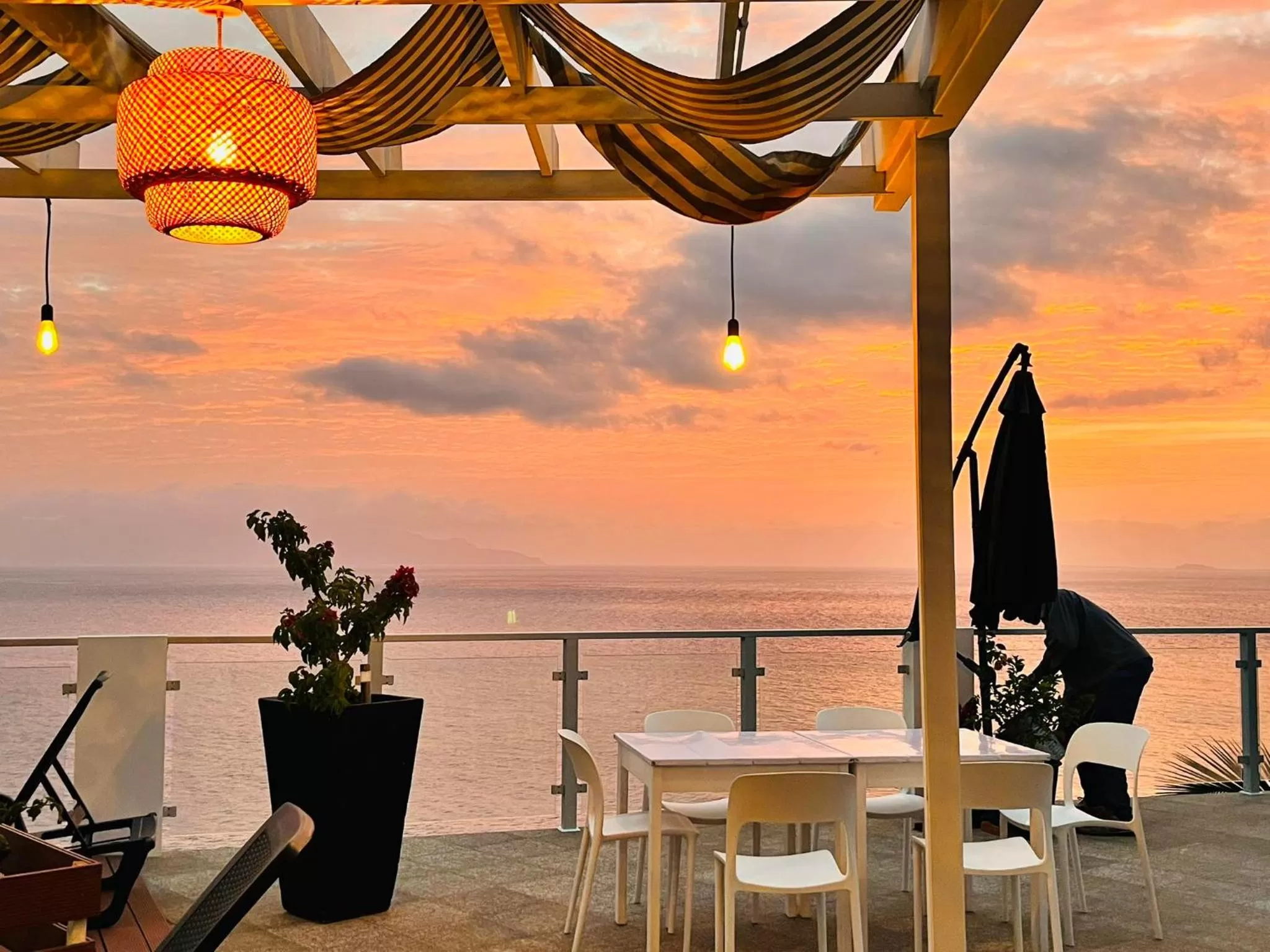 Restaurant/places to eat in Fogo Boutique Hotel