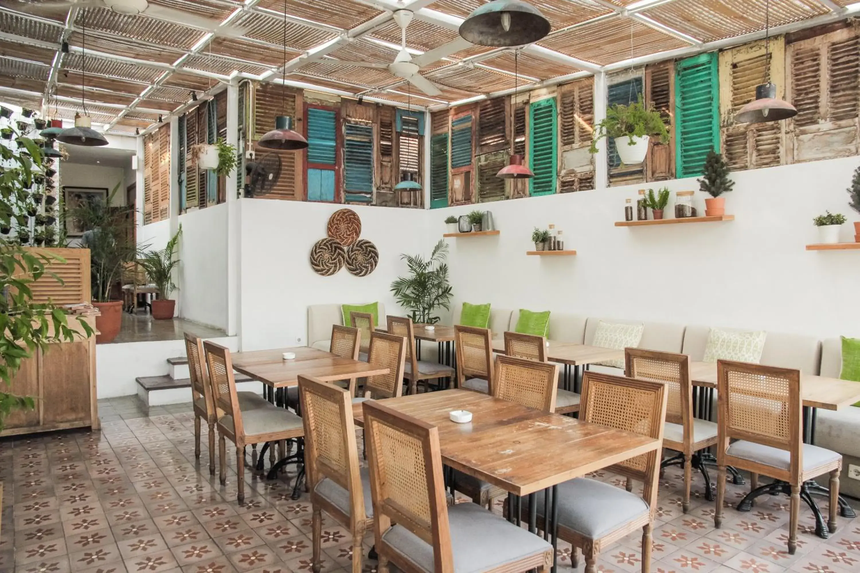 Restaurant/places to eat in Adhisthana Hotel Yogyakarta Restaurant/places to eat in Adhisthana Hotel Yogyakarta