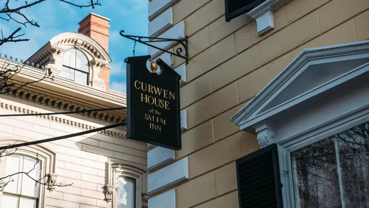 Property Building in The Salem Inn