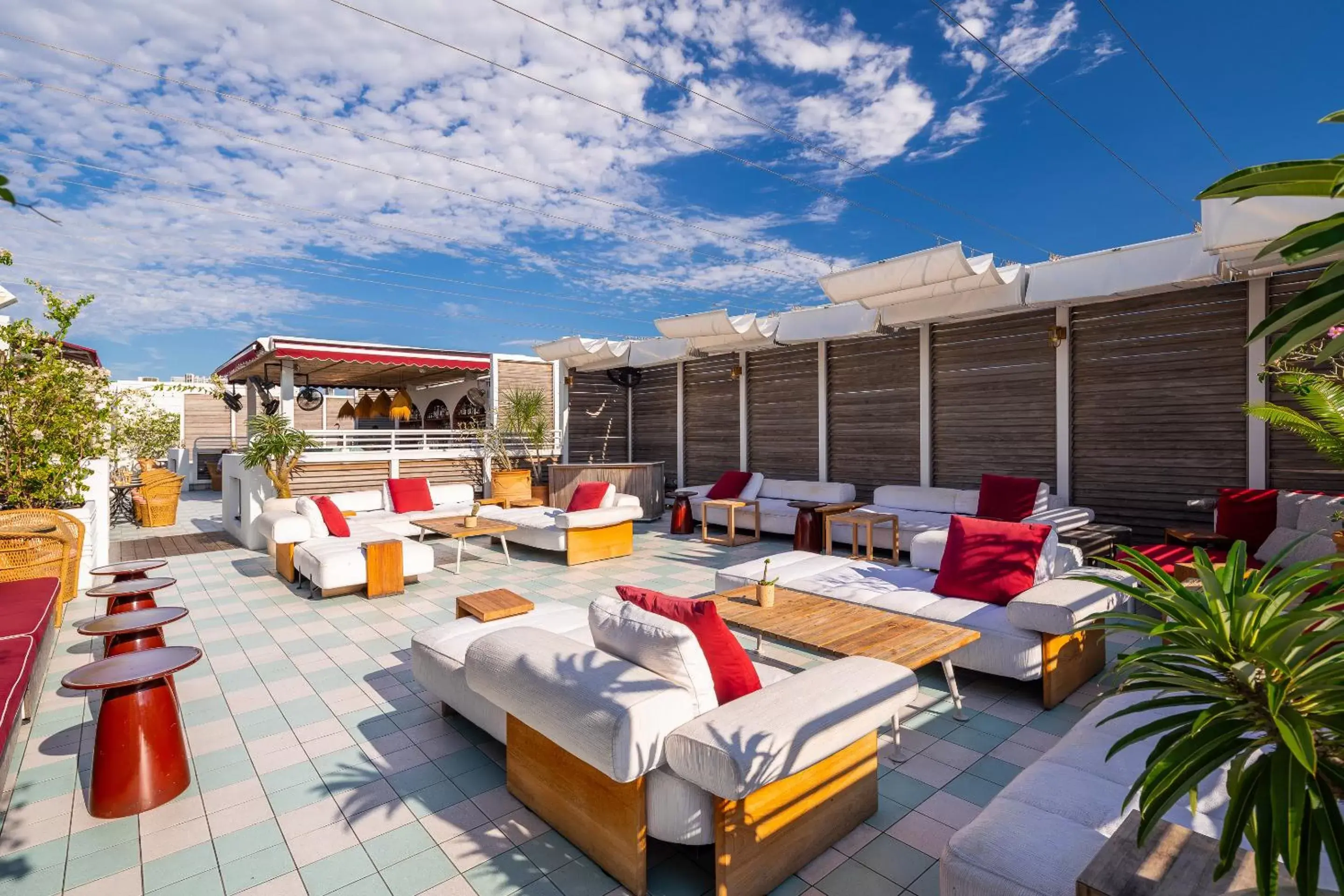 Lounge or bar in Esme Miami Beach