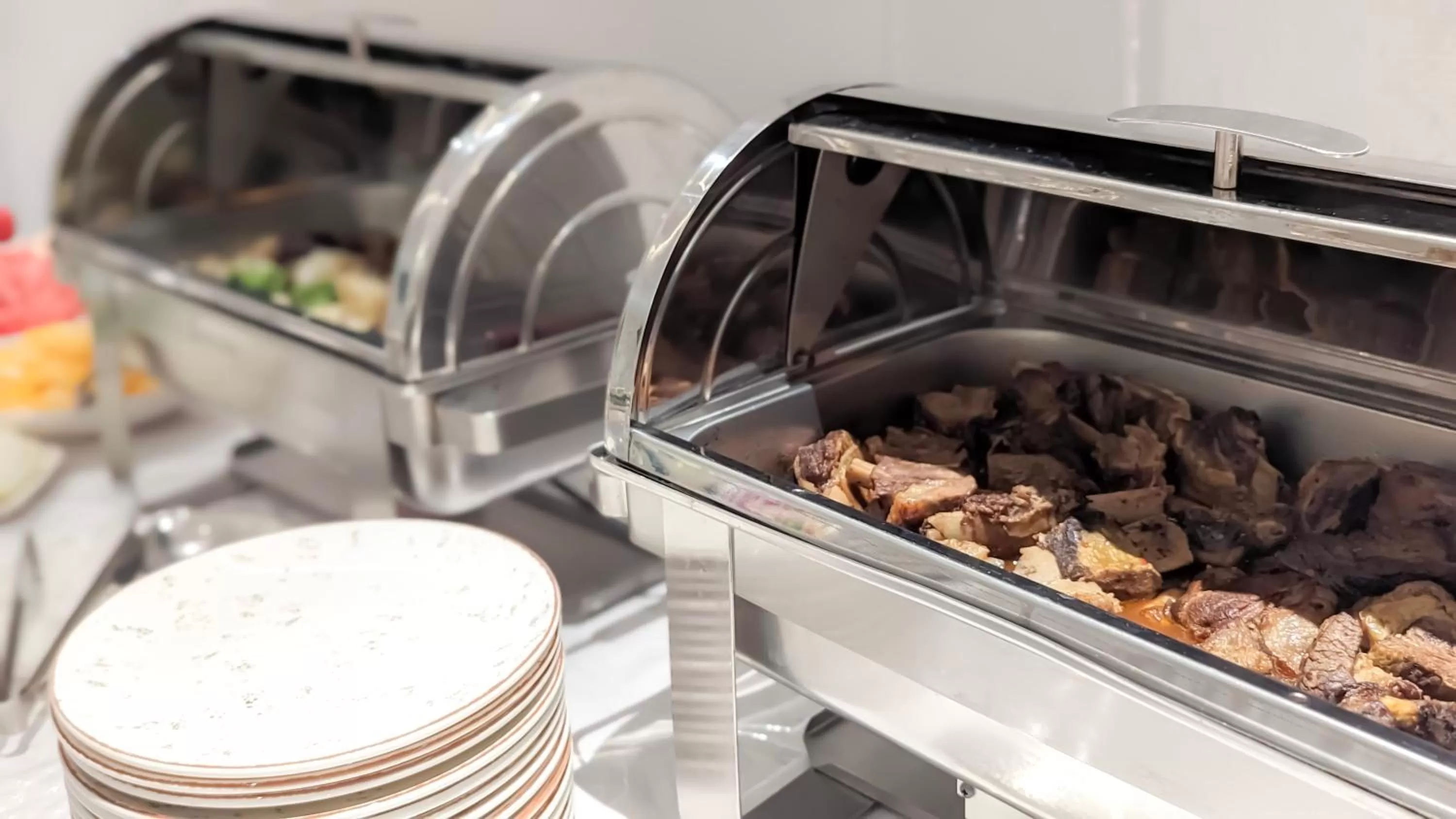 Breakfast in Raavah Aparthotel