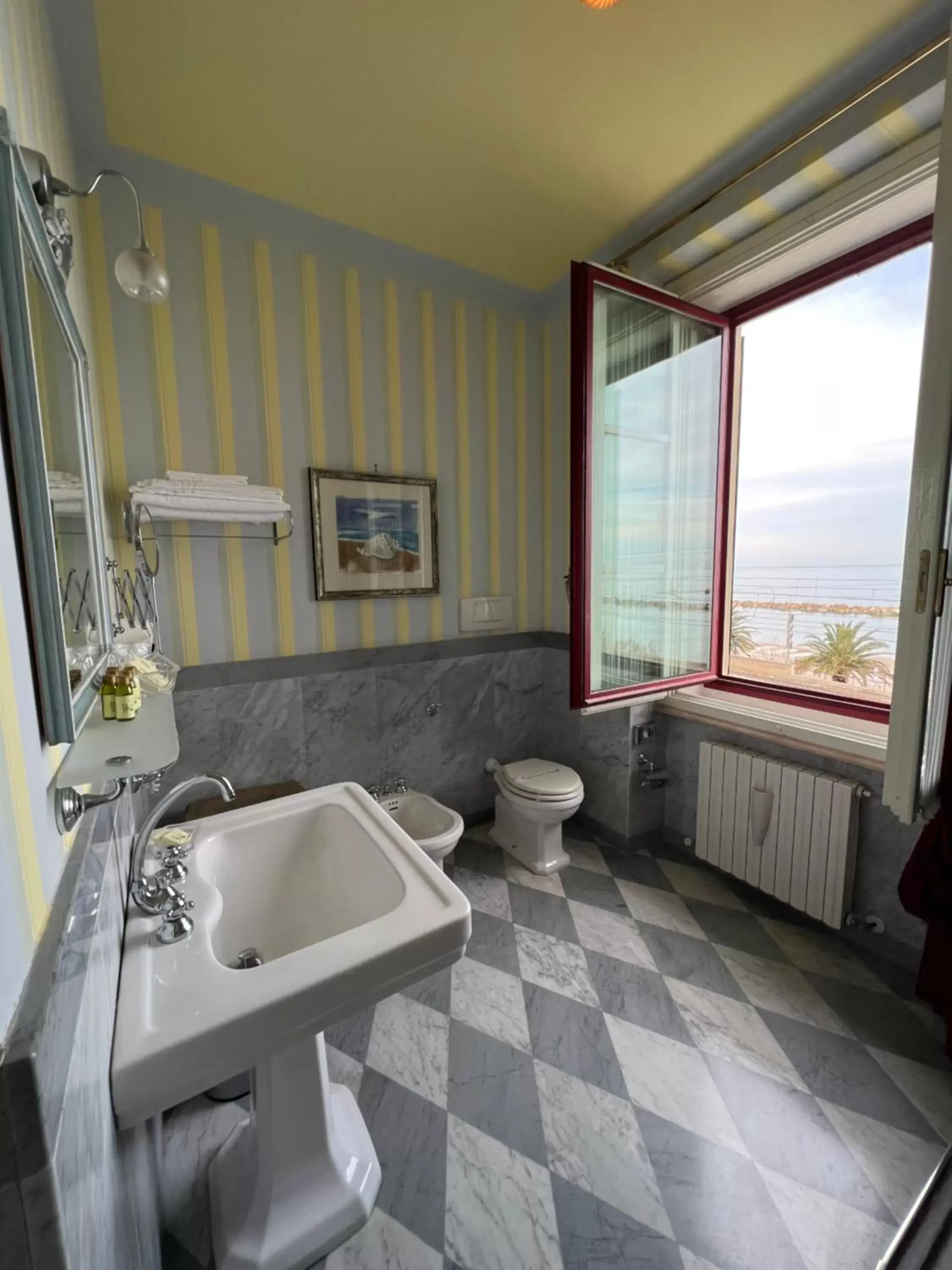 Bathroom in Dimora Villa Ricci - Only Bed