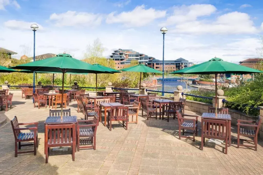 Patio, Restaurant/Places to Eat in Copthorne Hotel Merry Hill Dudley