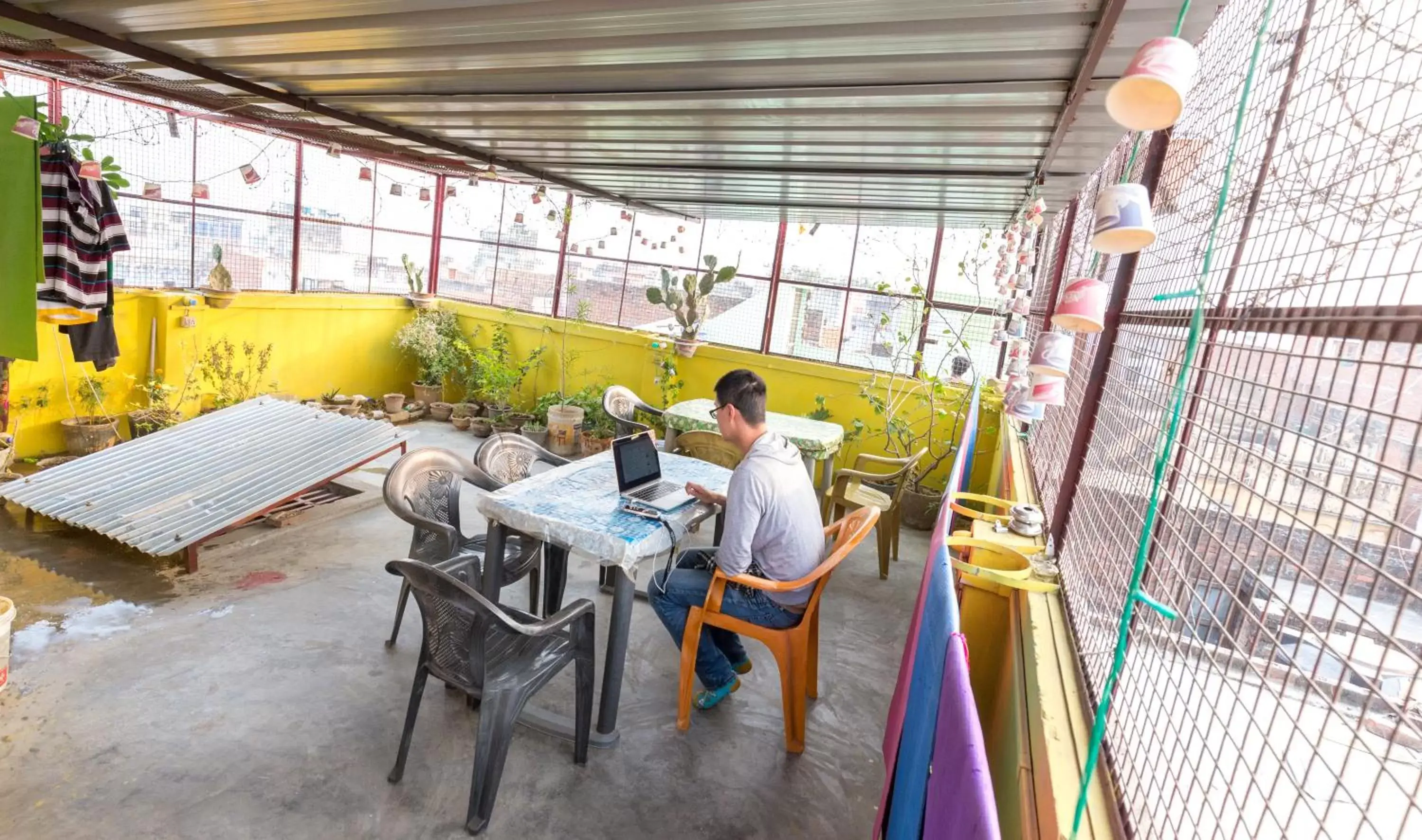 Restaurant/places to eat in Somit Paying Guest House Restaurant/places to eat in Somit Paying Guest House