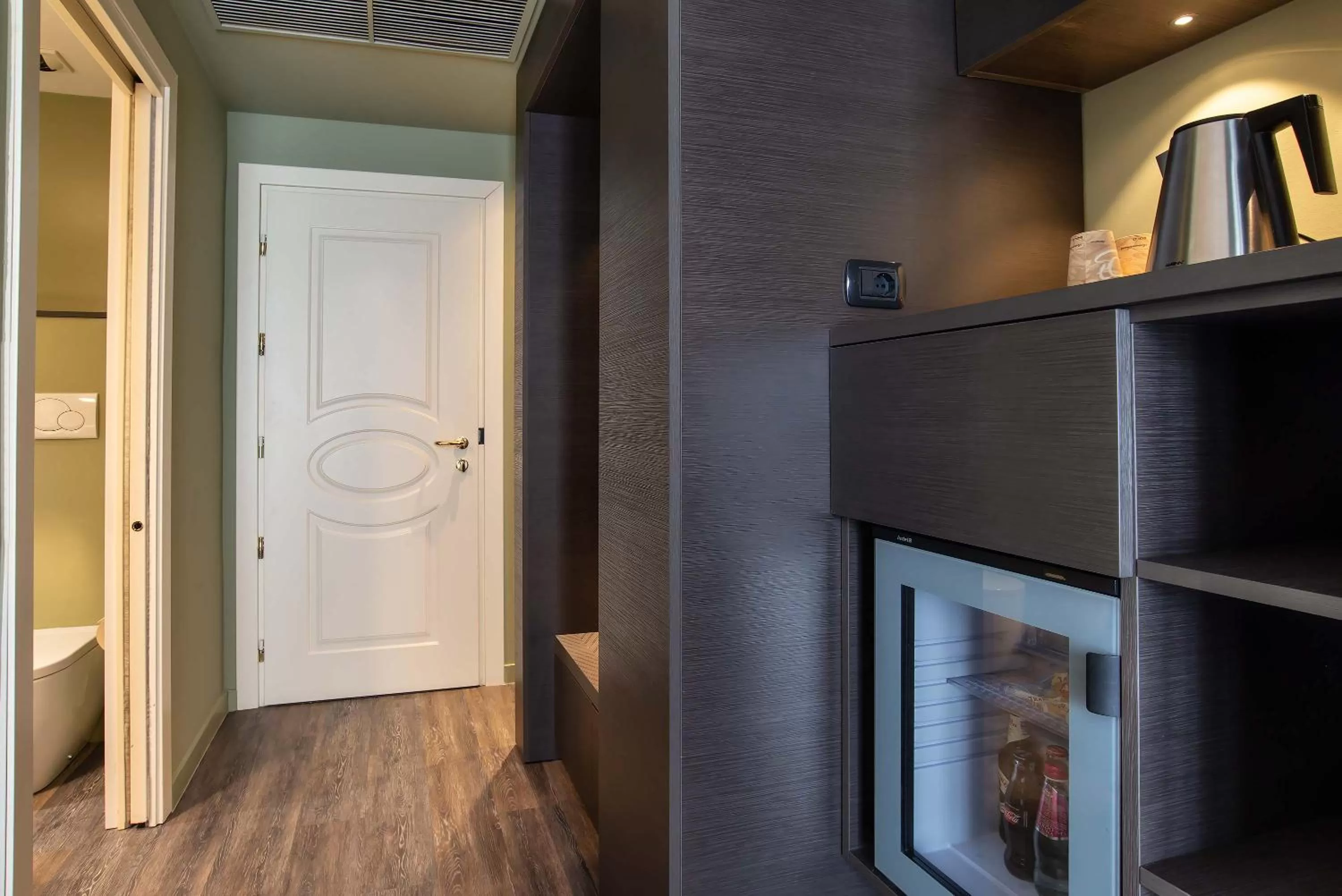 Photo of the whole room in Maranello Palace