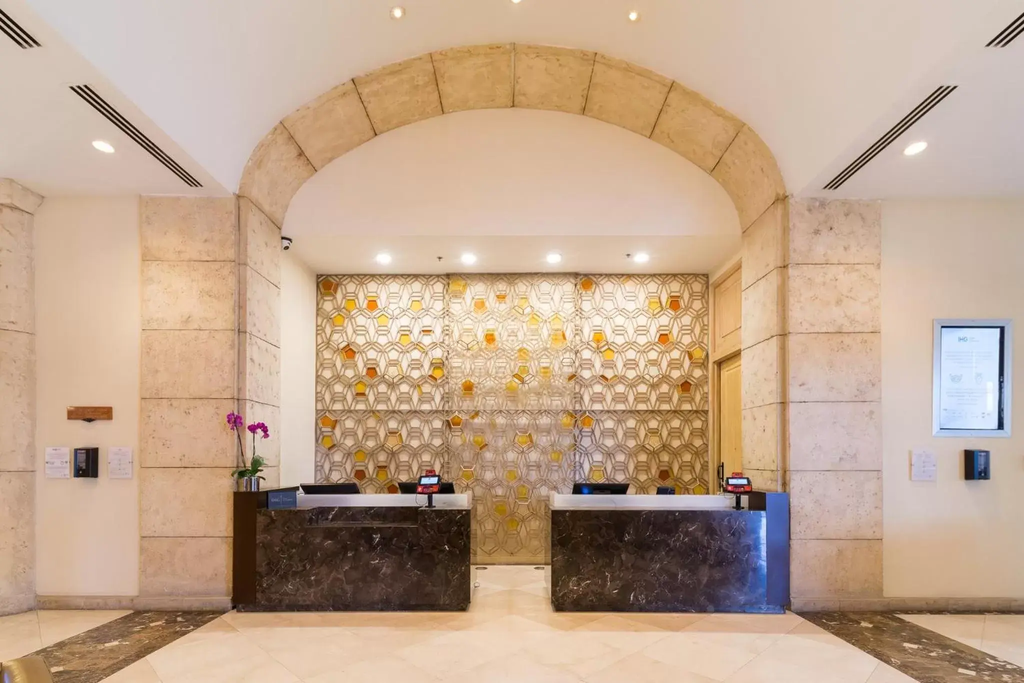 Property building, Lobby/Reception in Hotel Real Intercontinental Tegucigalpa, an IHG Hotel