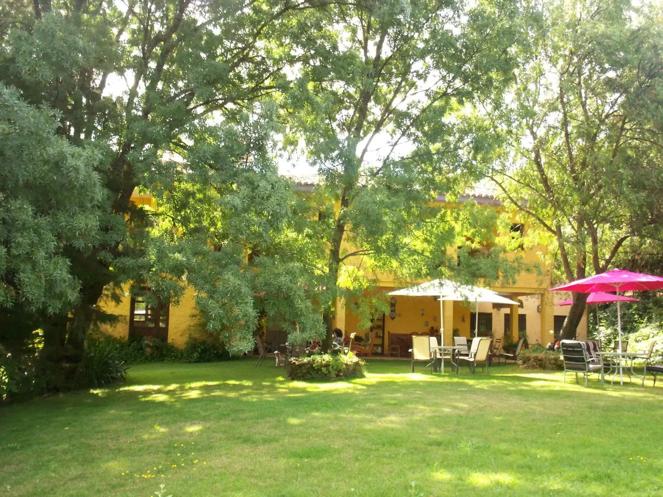 Garden, Property Building in Hotel Rural Xerete