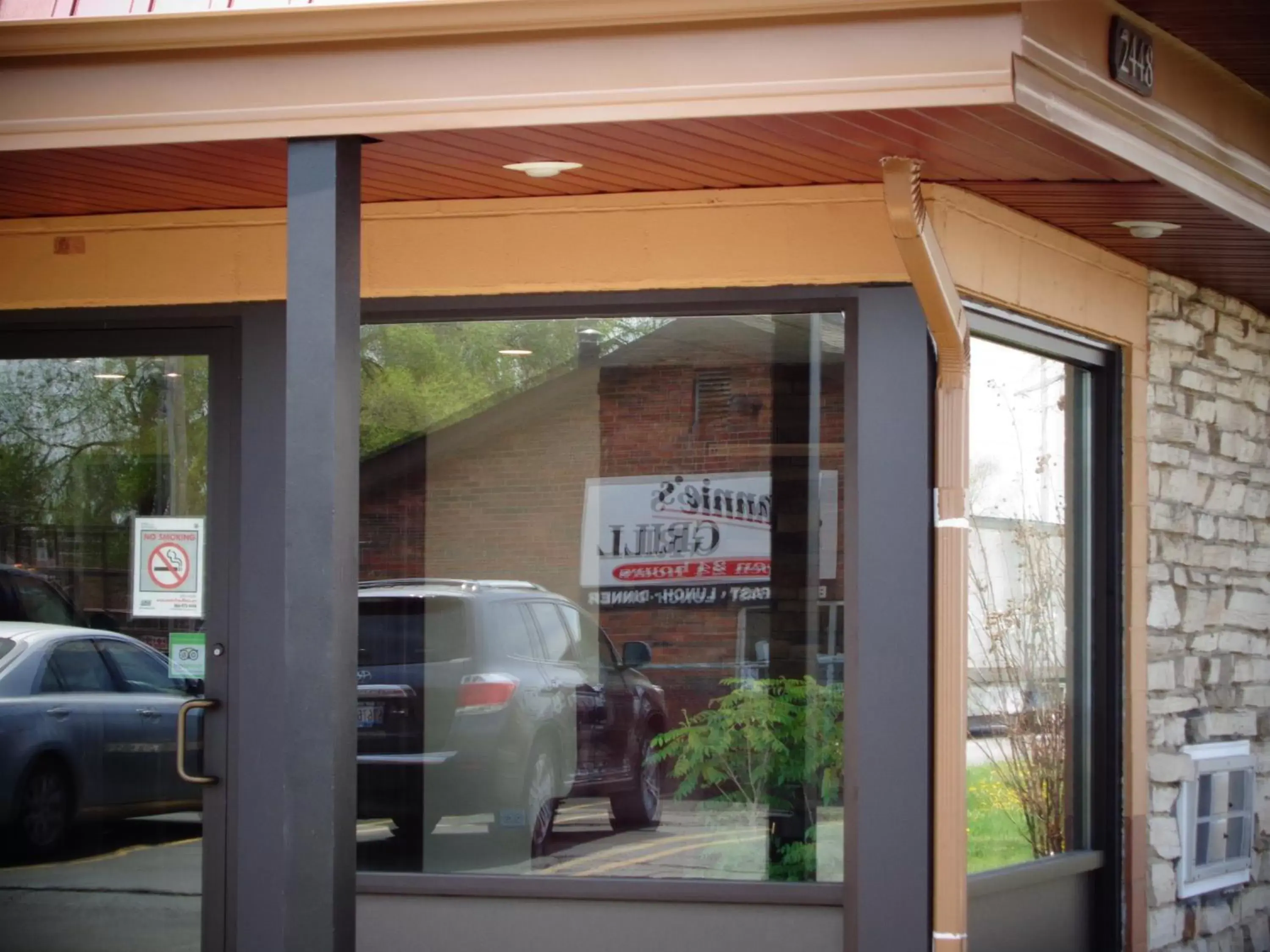 Facade/entrance in Regal Inn Chicago O'Hare - Franklin Park Facade/entrance in Regal Inn Chicago O'Hare - Franklin Park