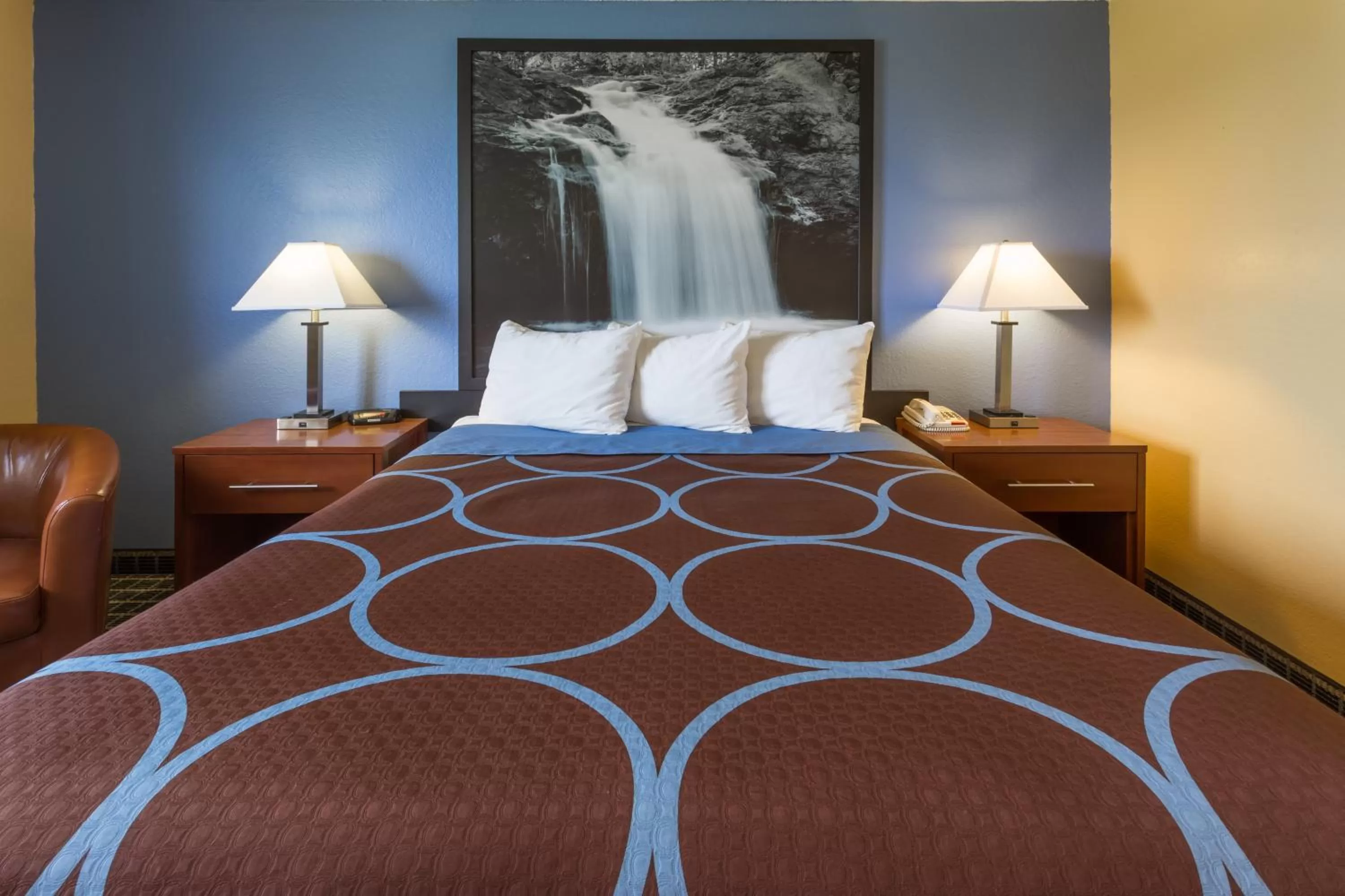 Bed in Super 8 by Wyndham Janesville