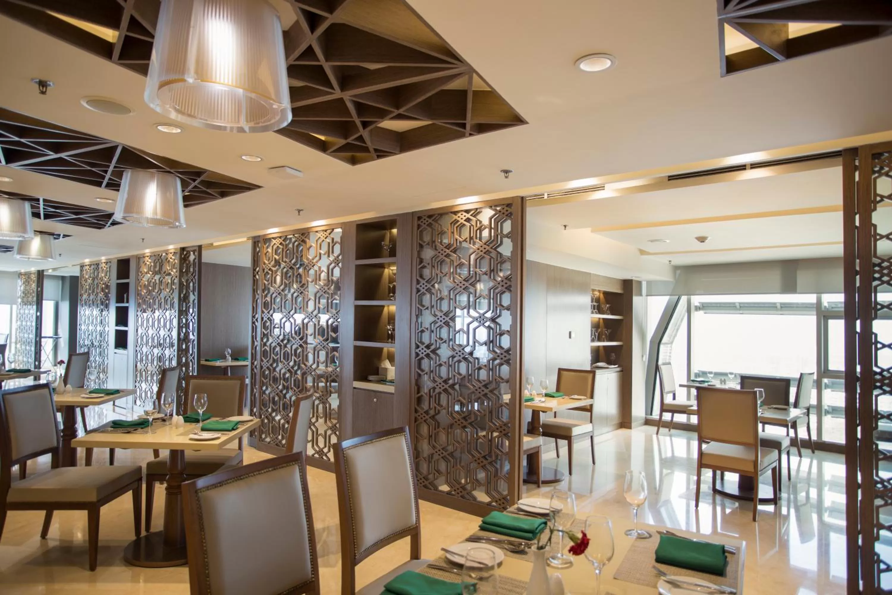 Restaurant/places to eat in Crowne Plaza Dhaka Gulshan by IHG