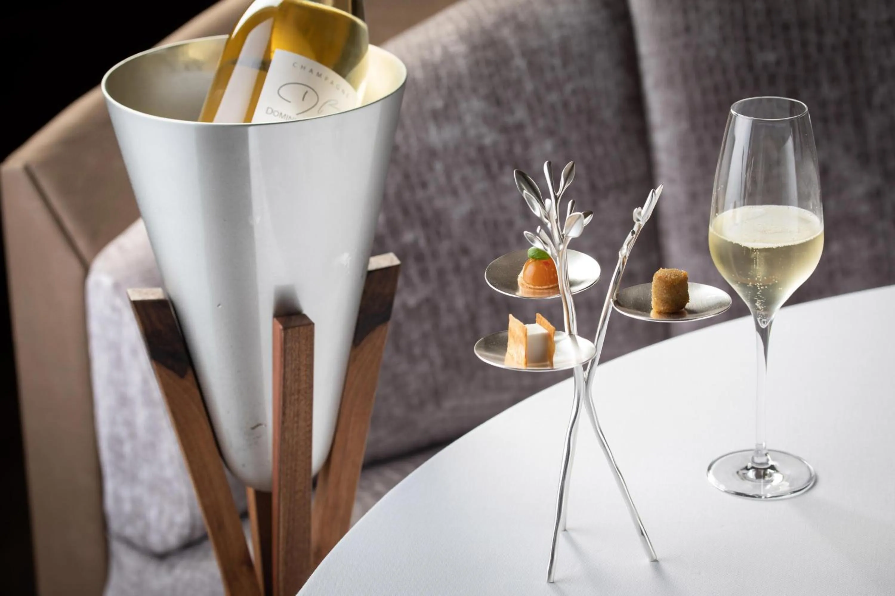 Restaurant/places to eat in The Westin Miyako Kyoto