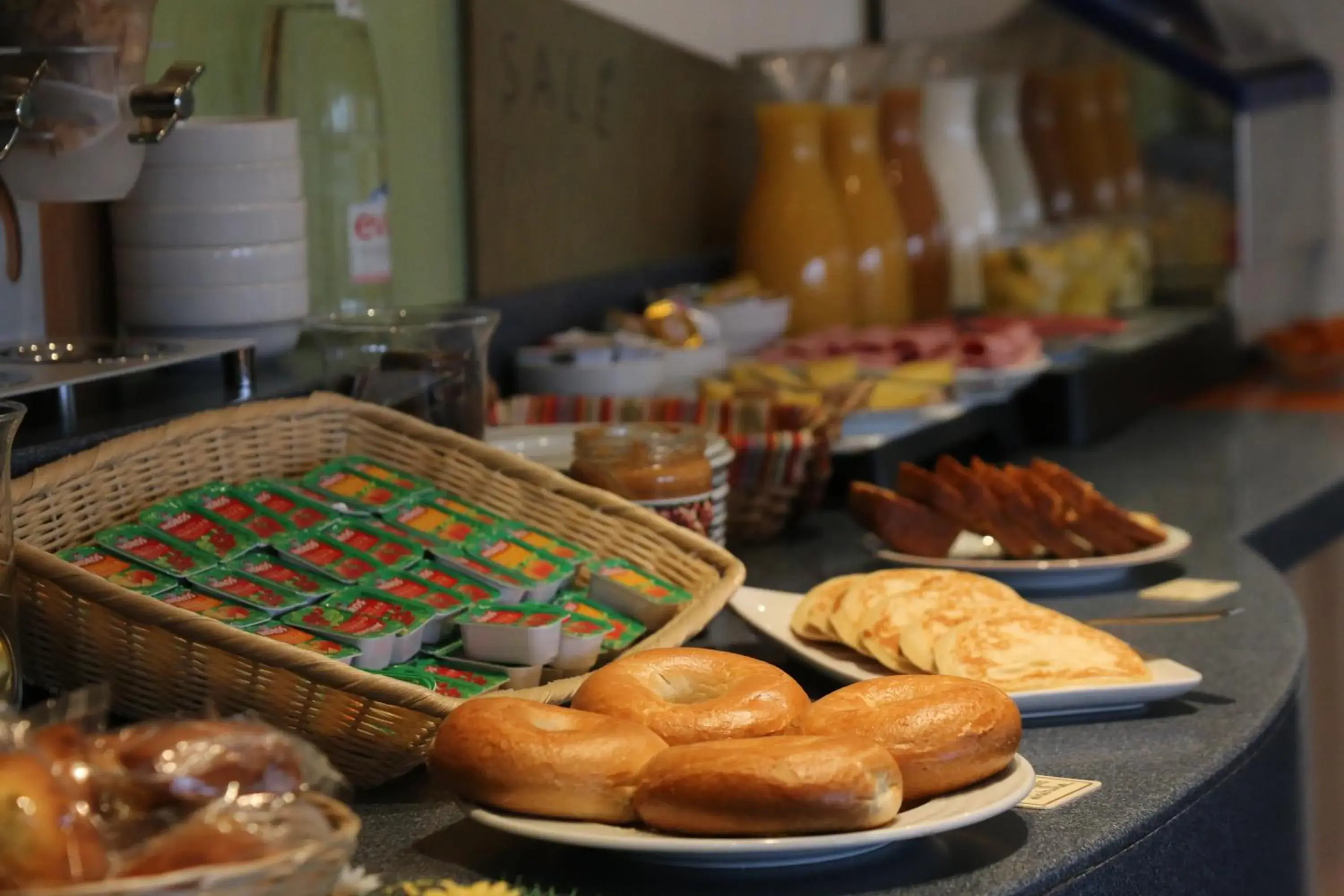 Buffet breakfast, Food in ibis Styles Orleans