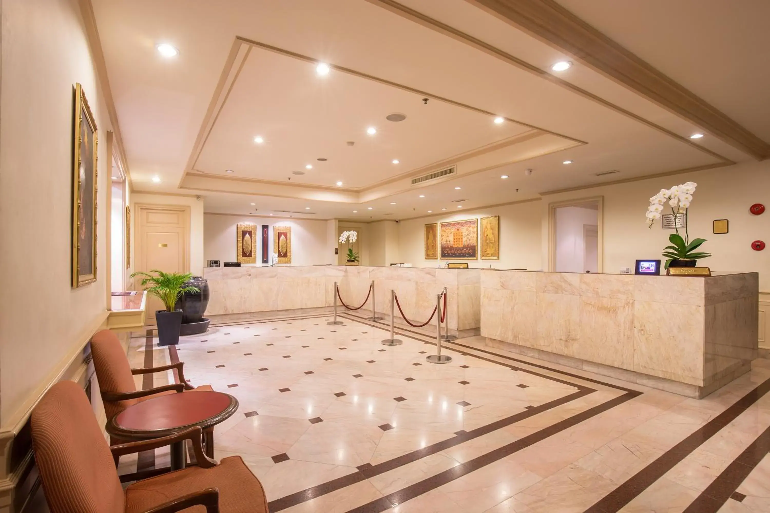Lobby or reception in Ramada by Wyndham D MA Bangkok Lobby or reception in Ramada by Wyndham D MA Bangkok