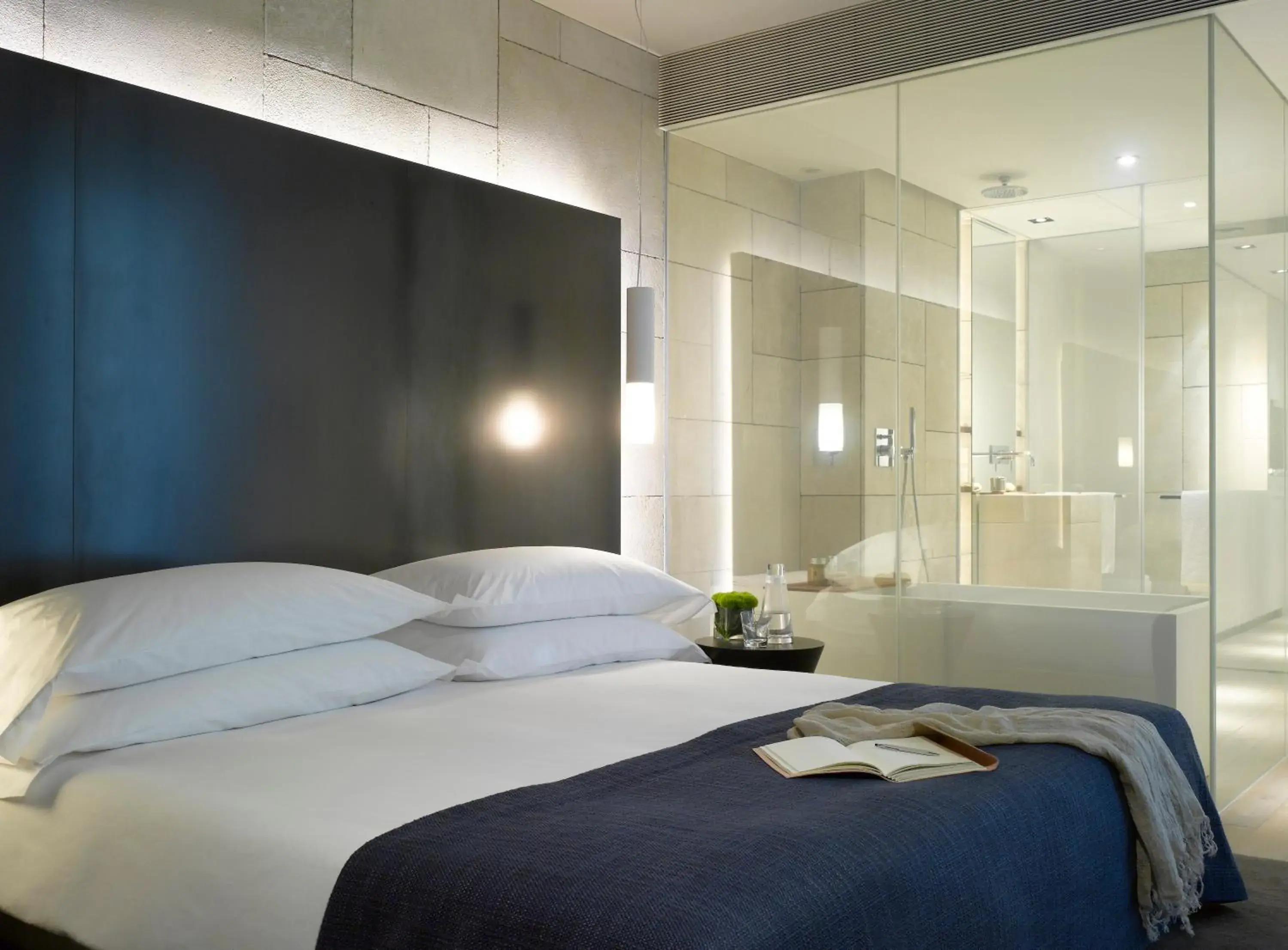 Bedroom, Bed in Mamilla Hotel