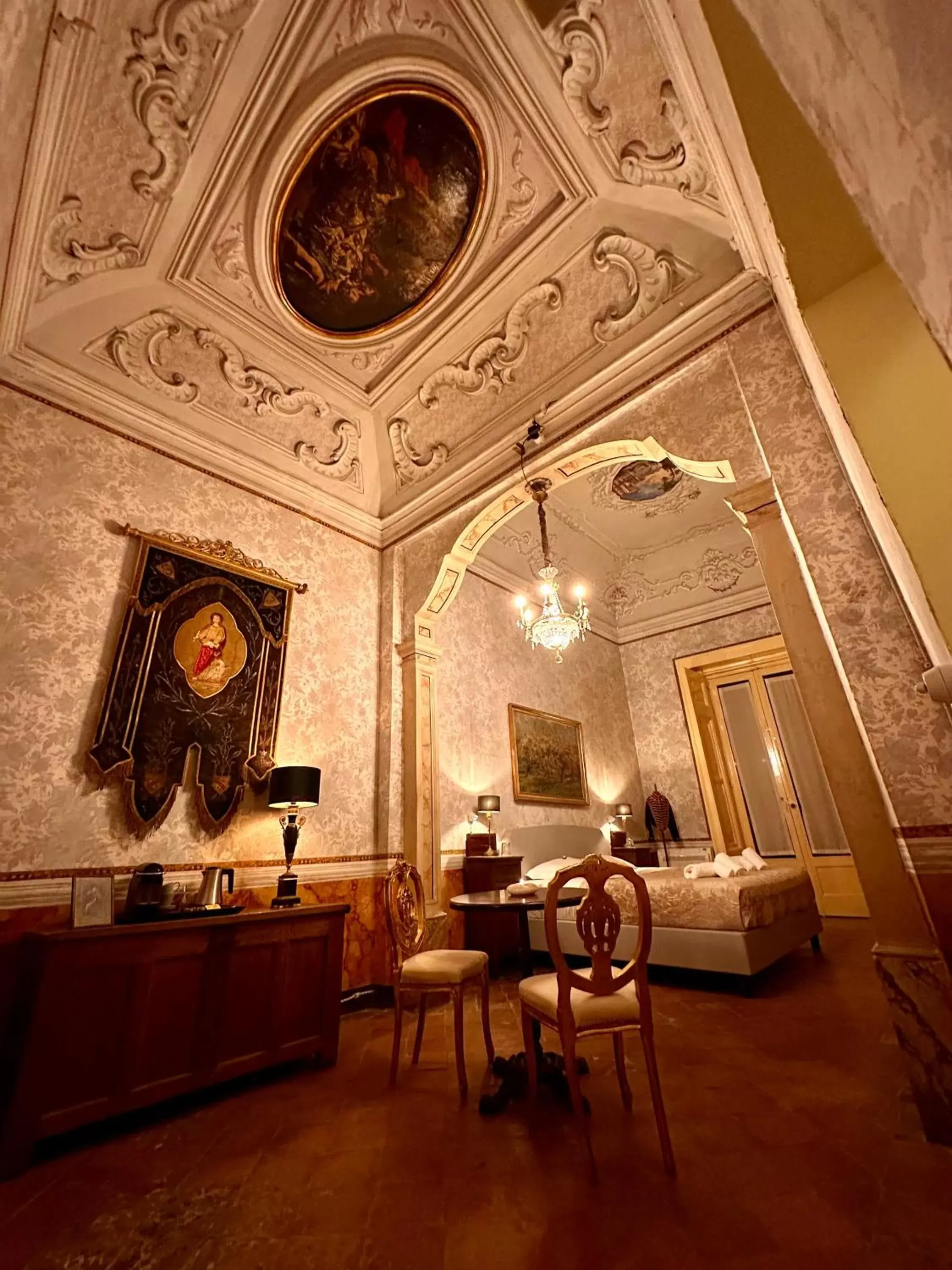 Bedroom, Lobby/Reception in Casa Santangelo Suites
