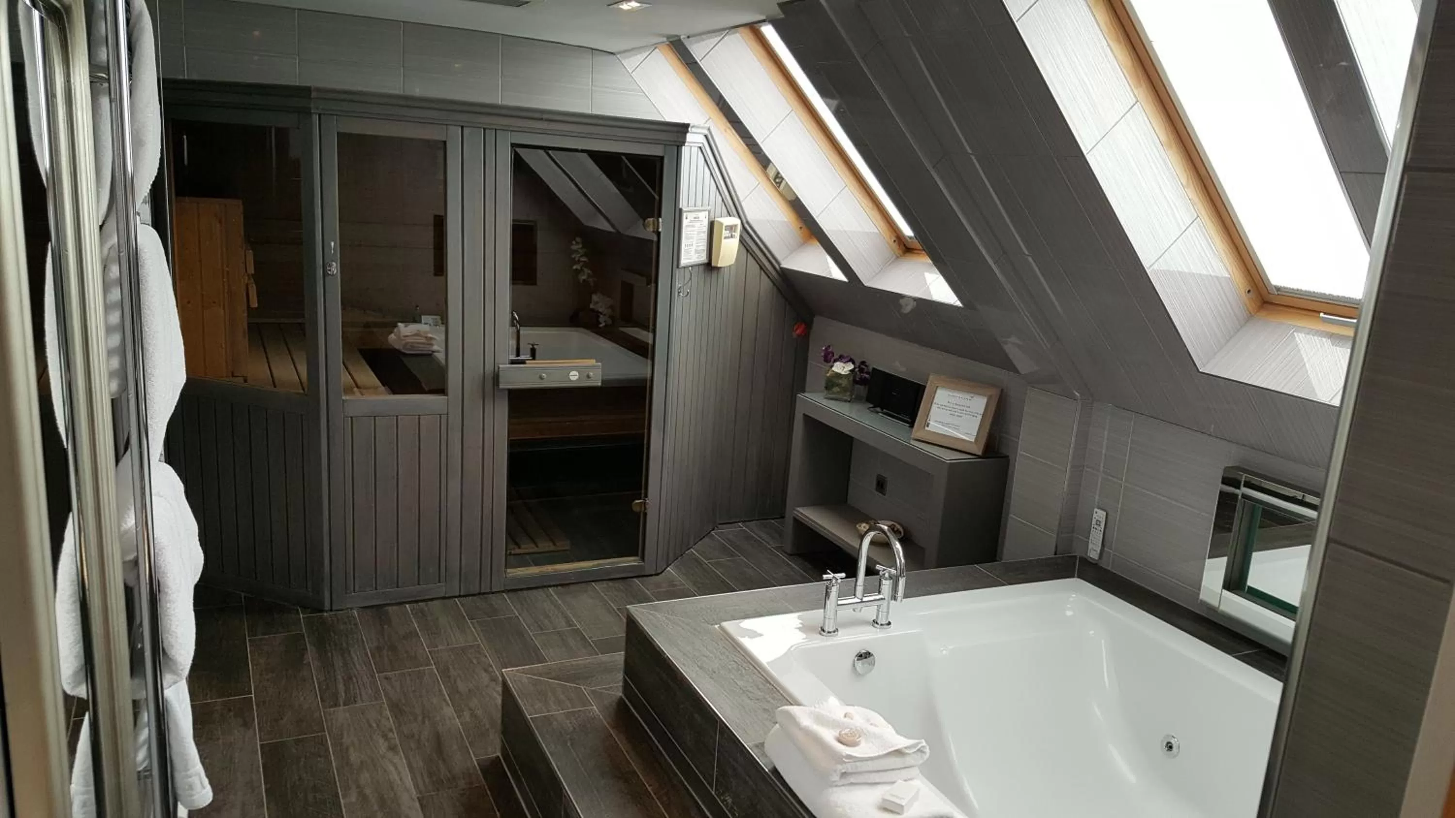 Spa and wellness centre/facilities in The Gailes Hotel & Spa