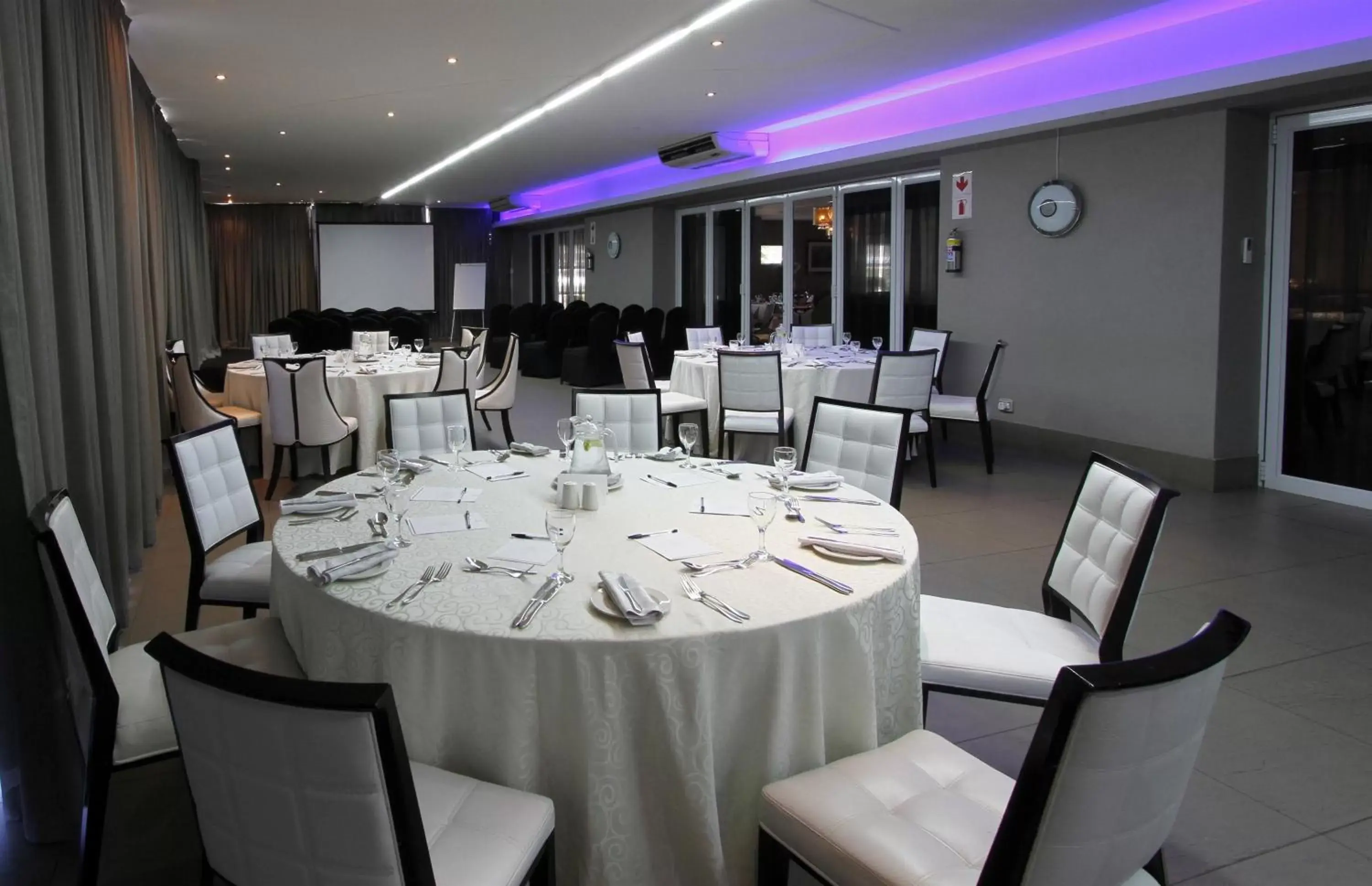 Banquet/Function facilities, Restaurant/Places to Eat in Coastlands Musgrave Hotel