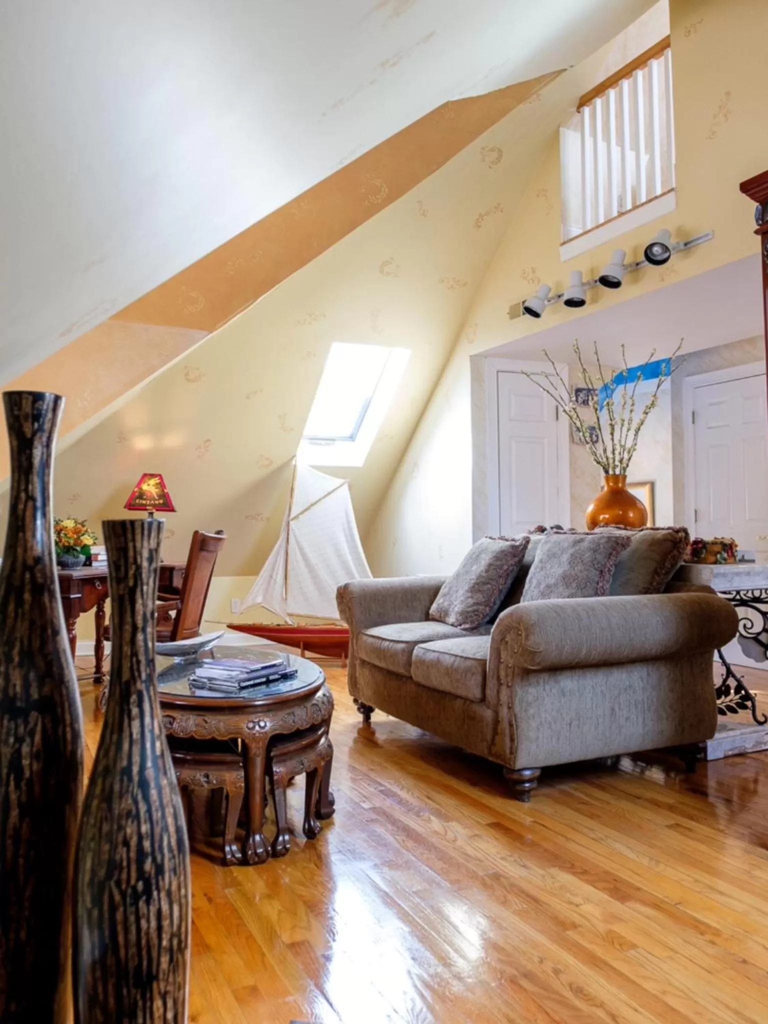 Living room, Seating Area in Gaslight Bed & Breakfast