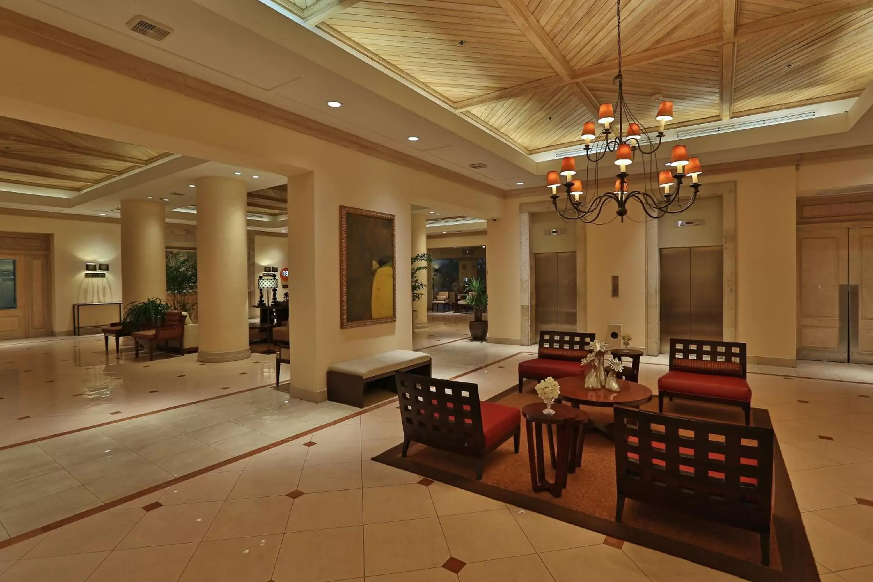 Lobby or reception in Hotel Real InterContinental San Pedro Sula, an IHG Hotel