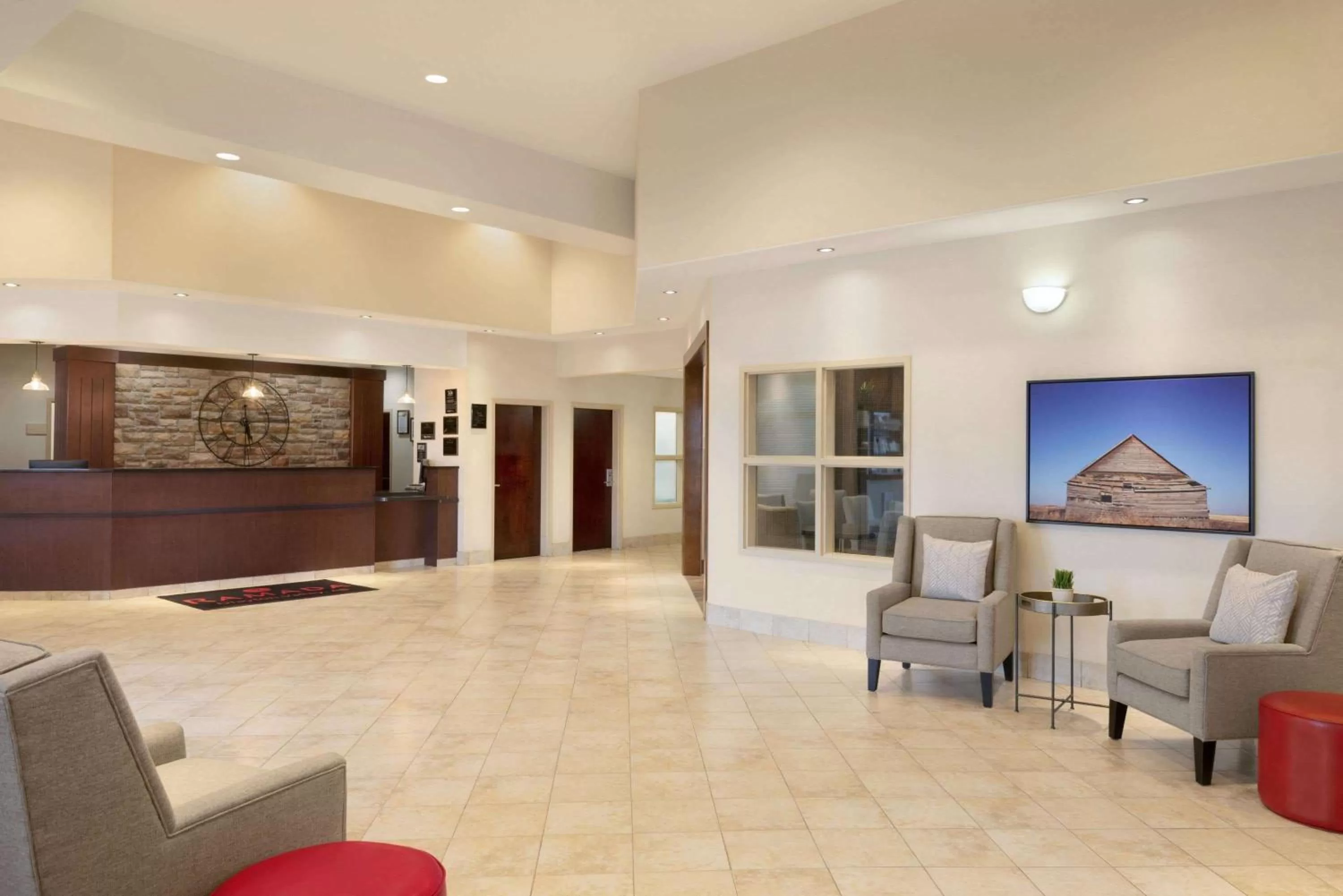 Lobby or reception in Ramada by Wyndham Drayton Valley