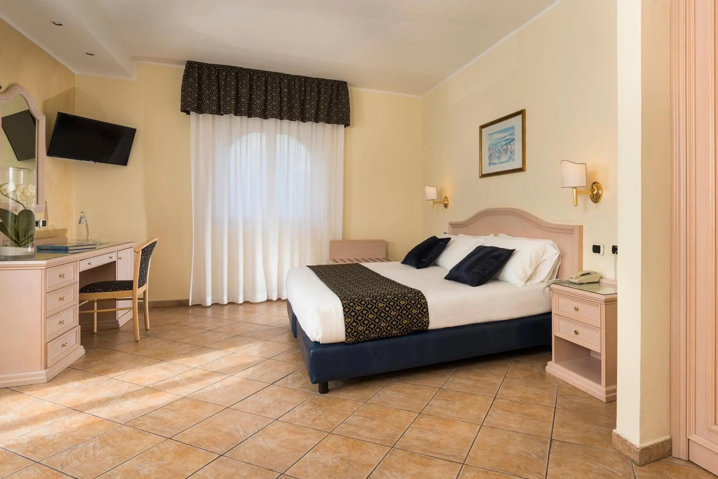 Bedroom, Bed in Sant Alphio Garden Hotel & SPA