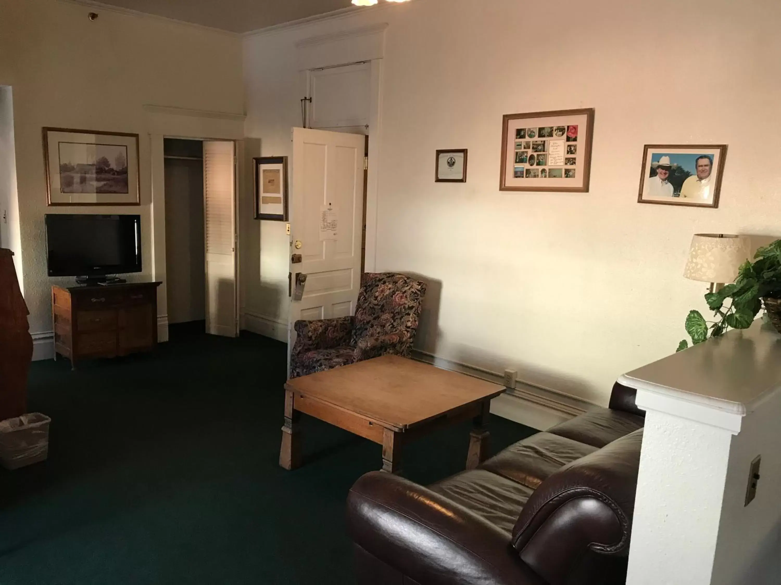 Seating Area in Historic Franklin Hotel