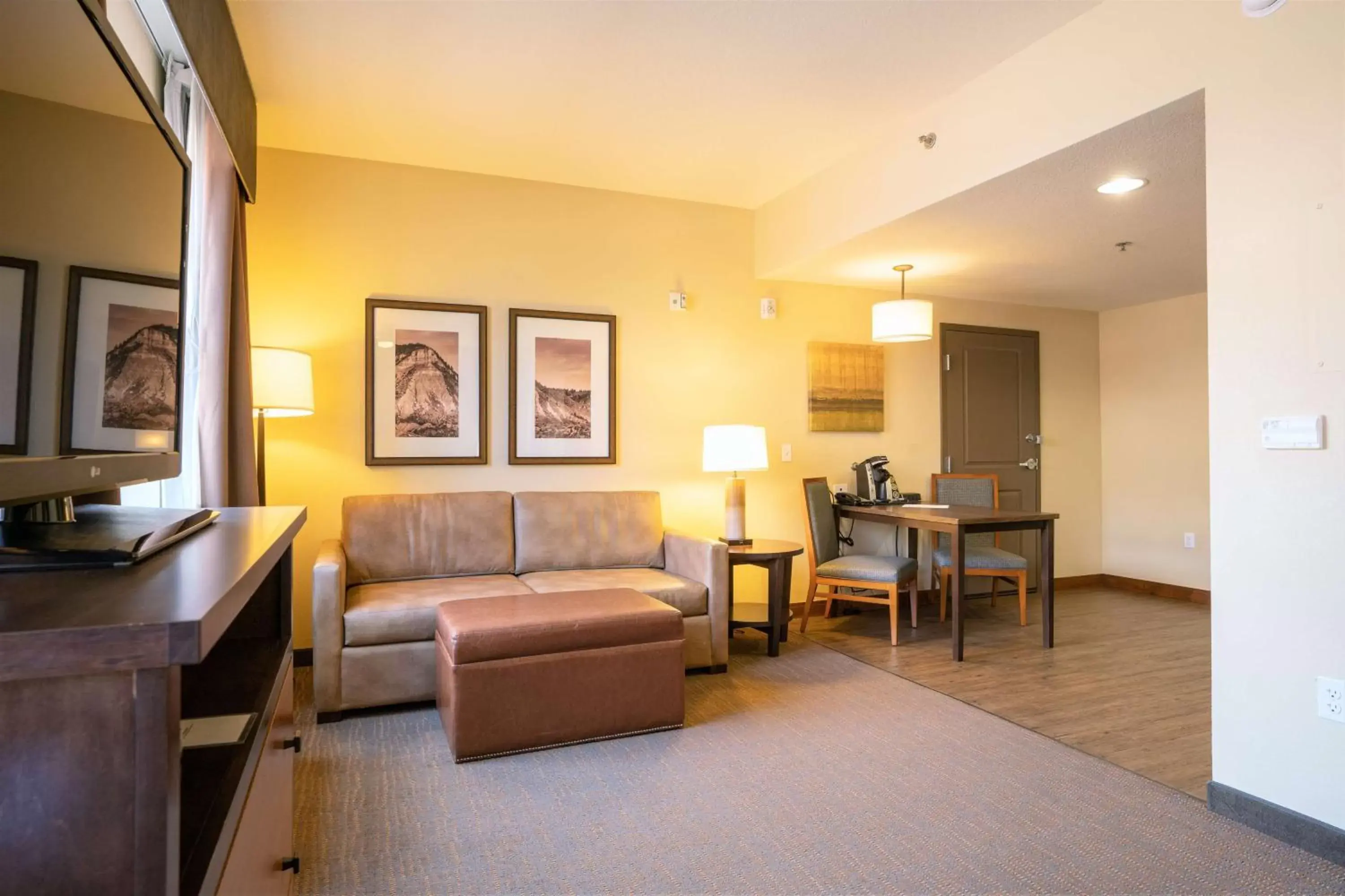Bedroom, Seating Area in Homewood Suites by Hilton, Durango