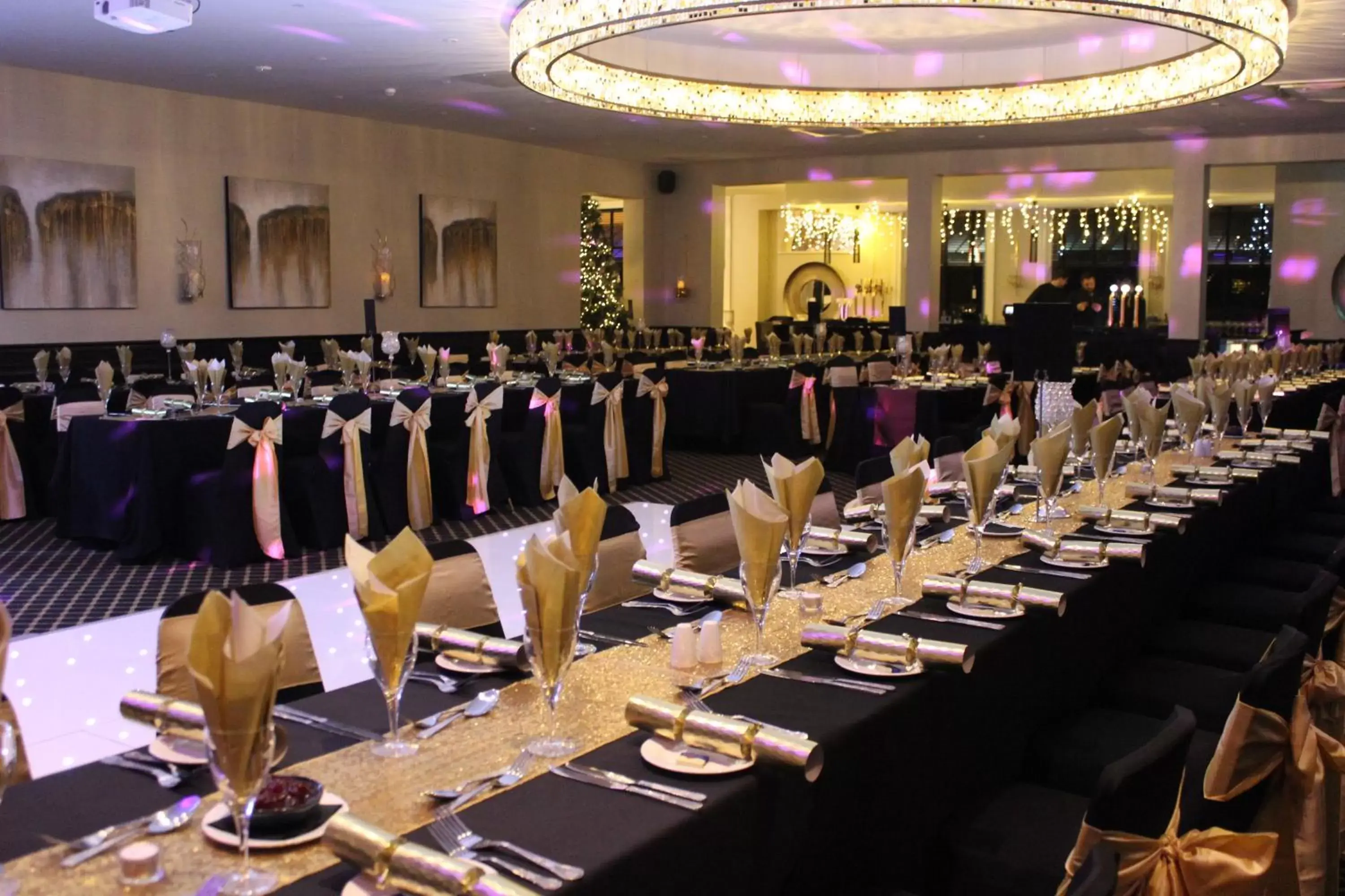 Banquet/Function facilities, Restaurant/Places to Eat in The Bold Hotel; BW Signature Collection