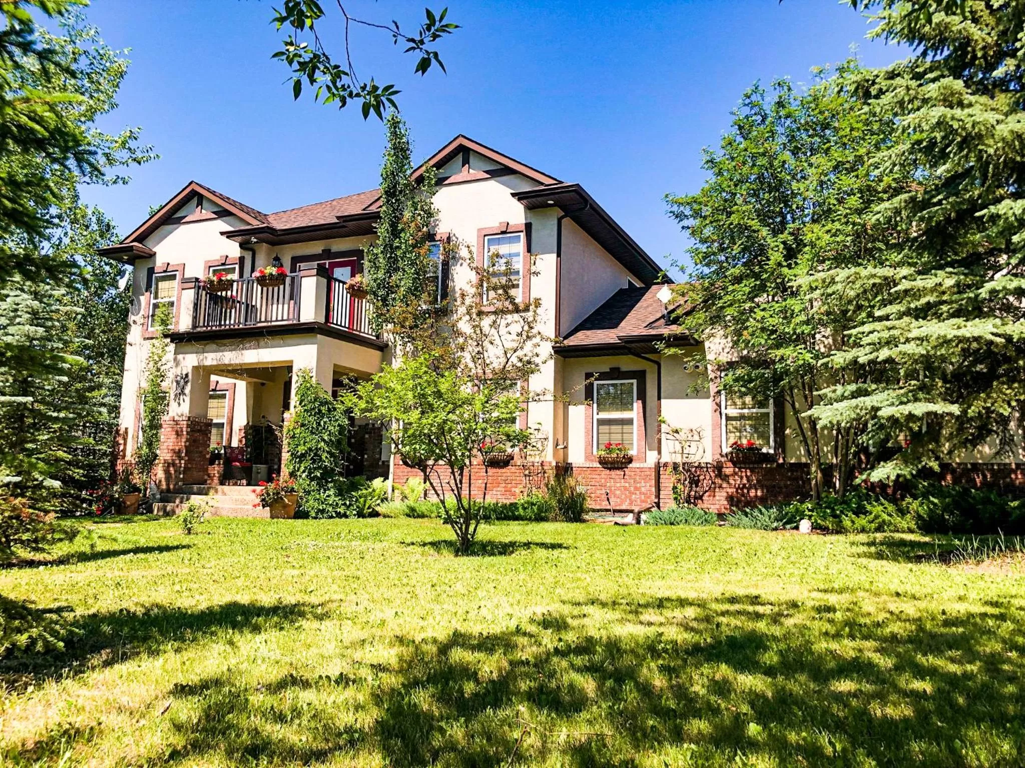 Property building in Wolf Creek Bed and Breakfast