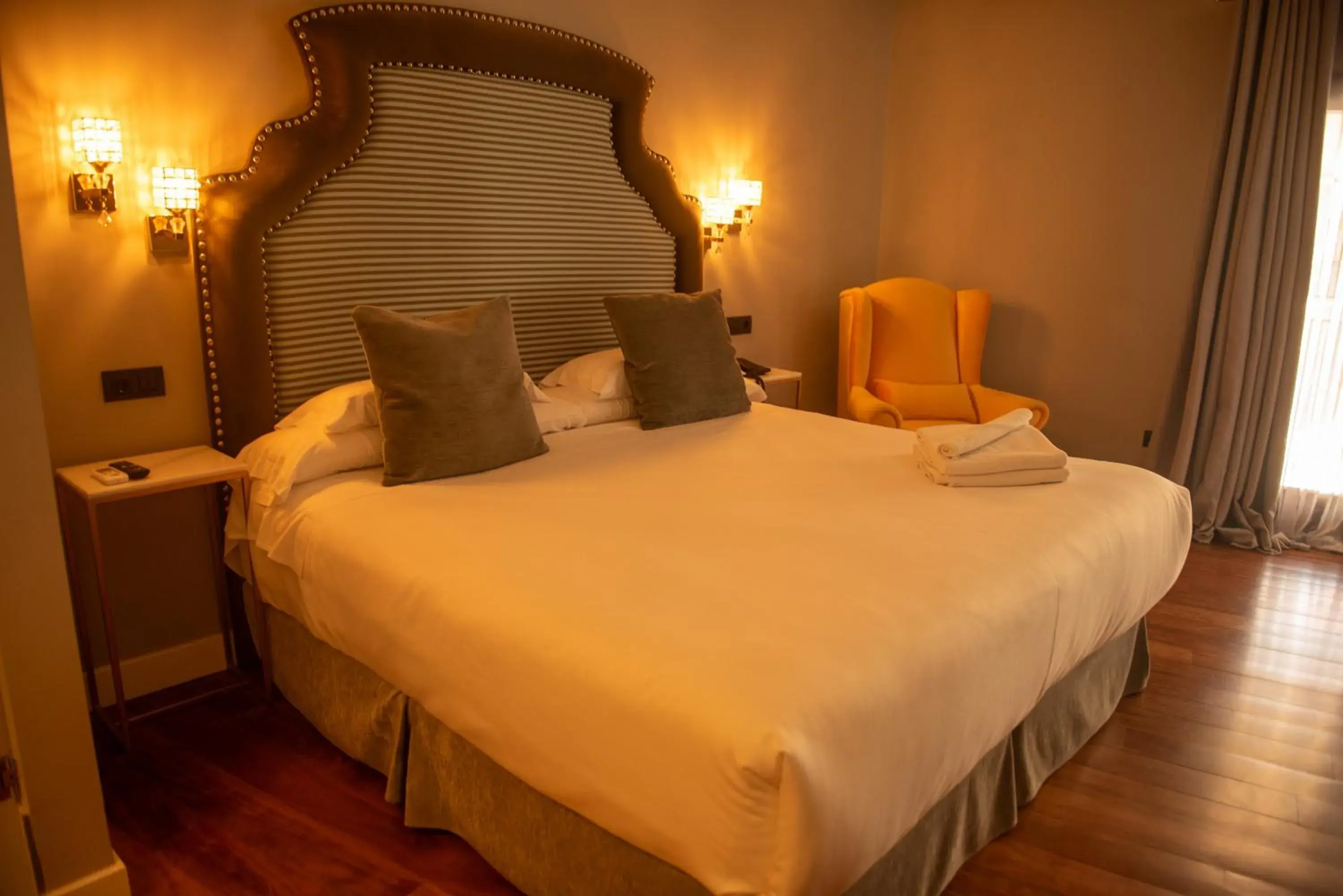 Bed in Hotel Don Juan Boutique