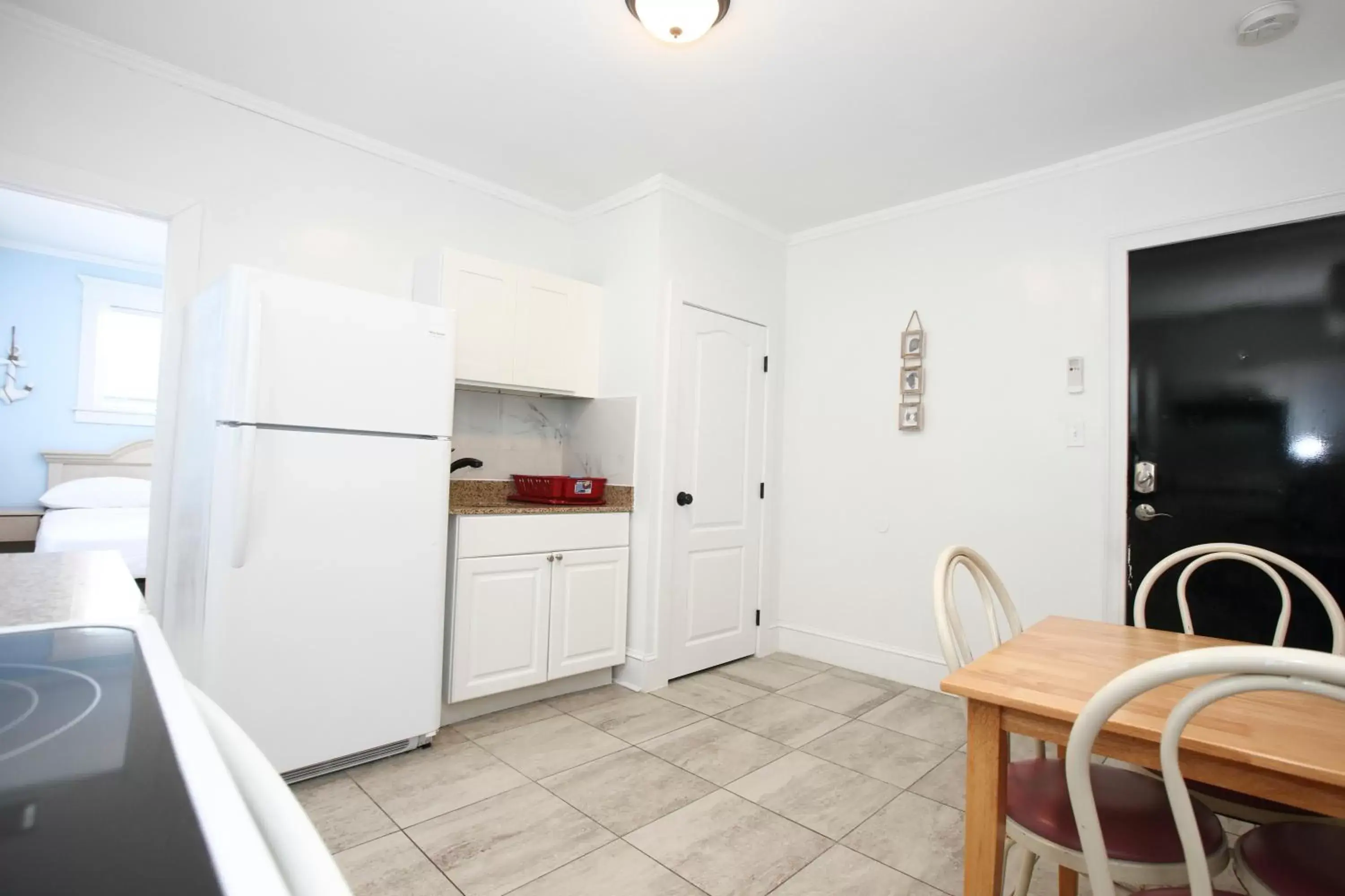 Kitchen or kitchenette, Kitchen/Kitchenette in Garfield Beach House