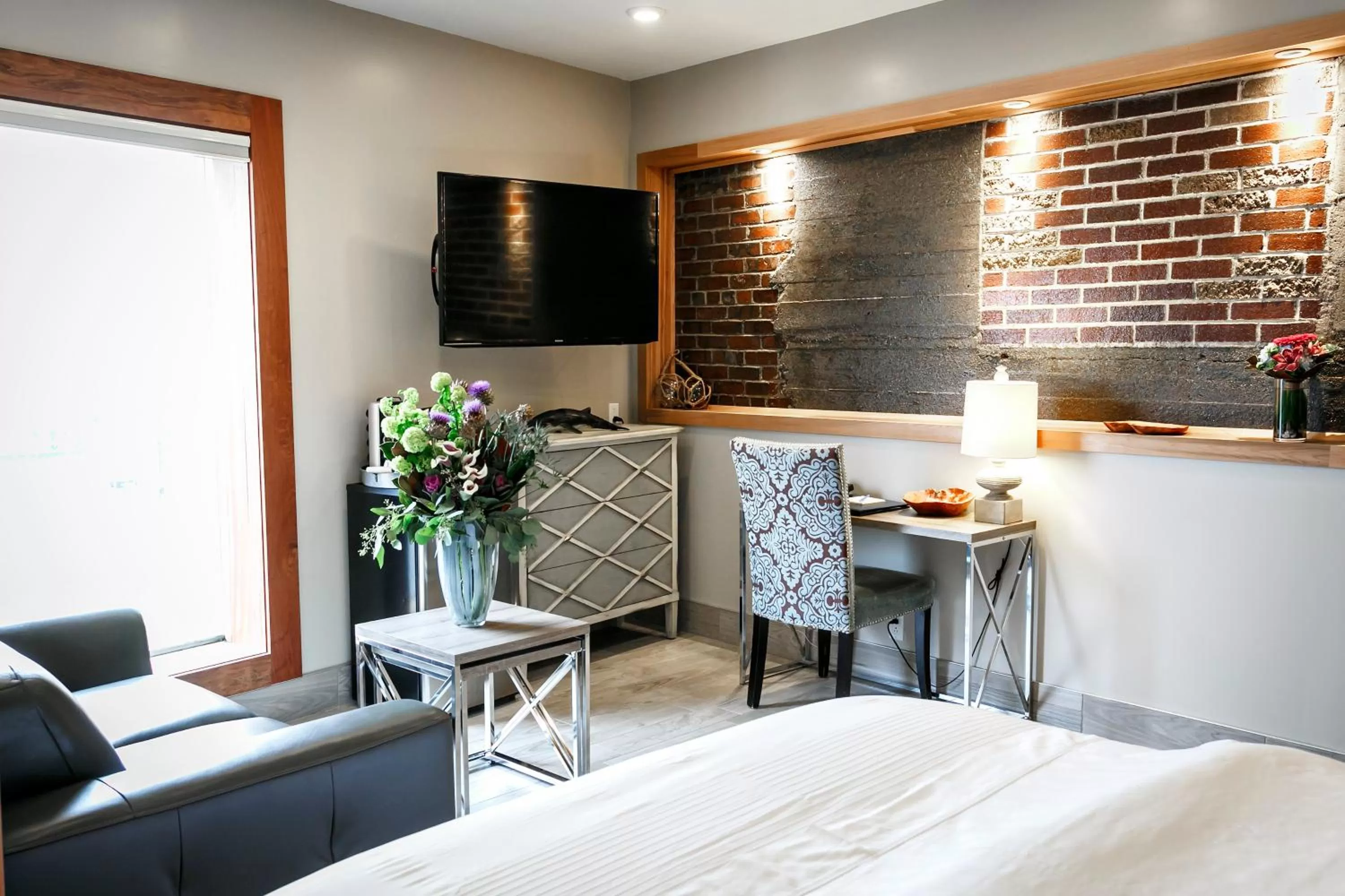 City view in Blue on Water