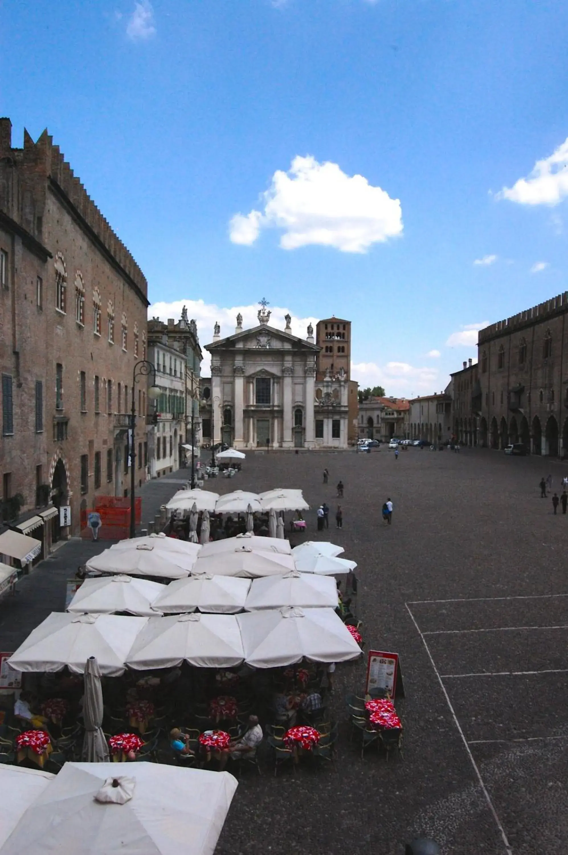 Area and facilities in Hotel Mantegna Stazione