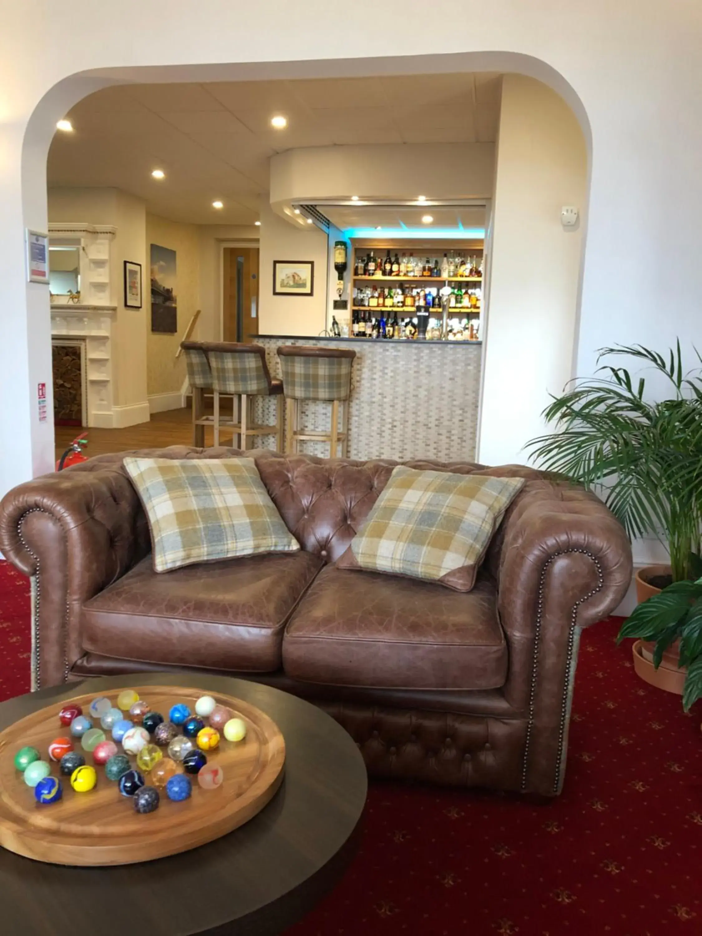 Lounge or bar, Lounge/Bar in Queenswood Hotel