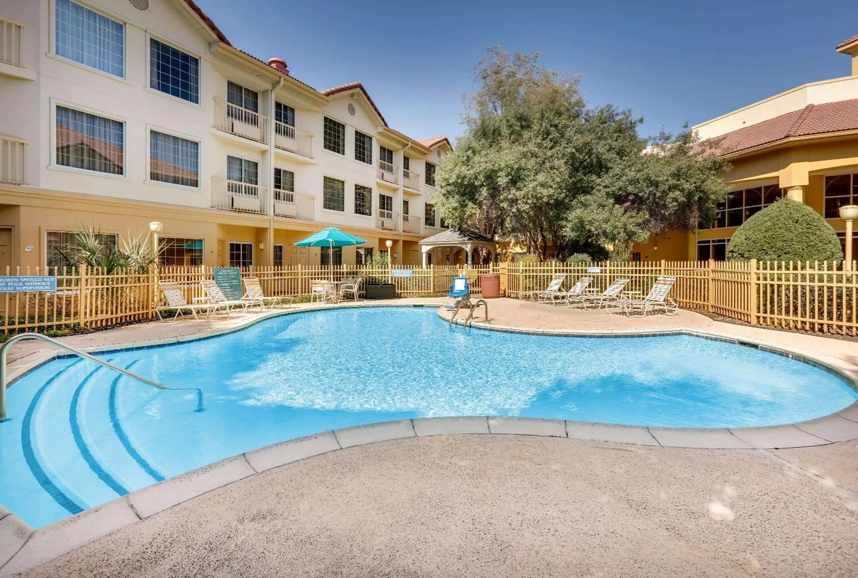 On site, Swimming Pool in La Quinta by Wyndham Dallas - Addison Galleria