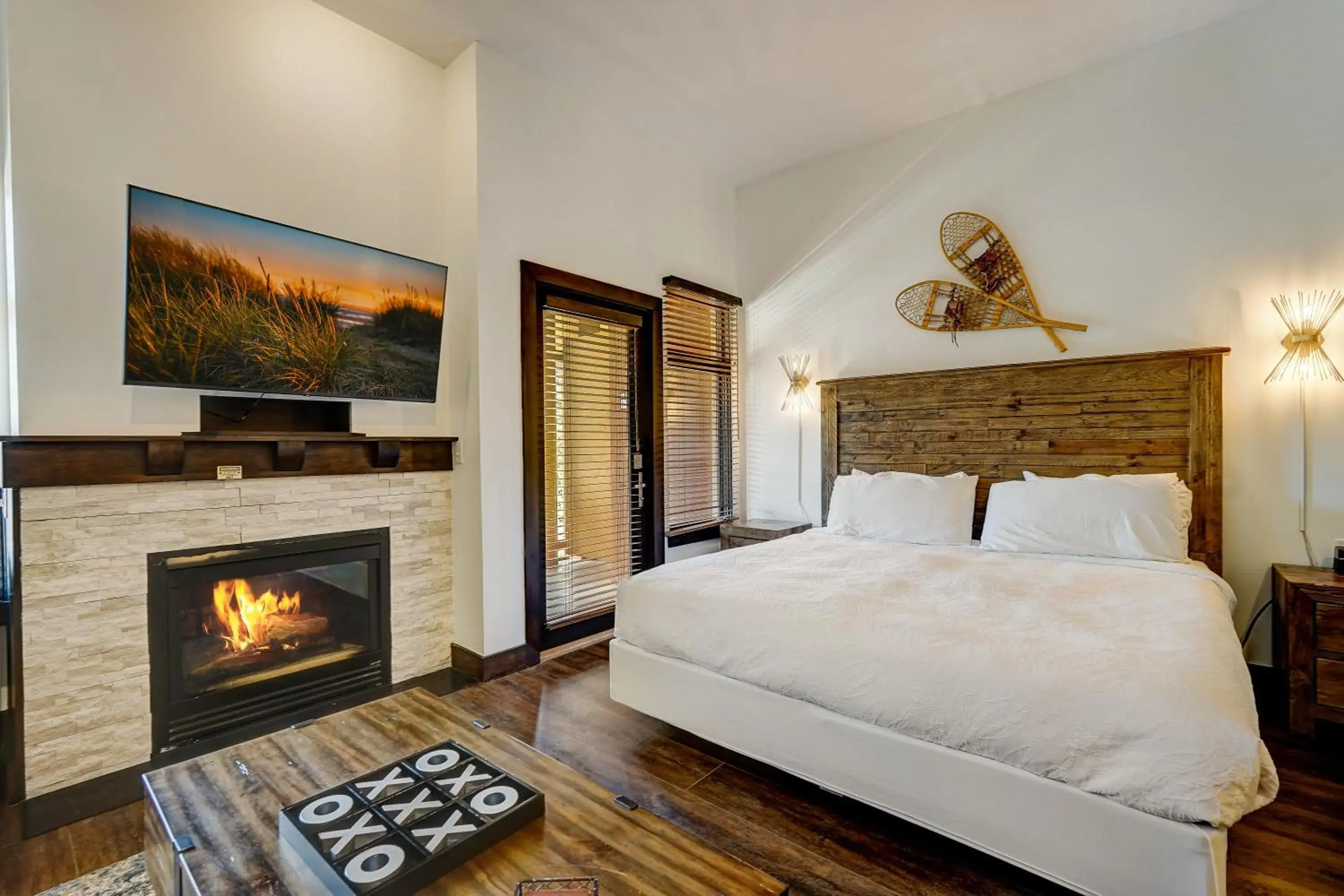 Bed in Sundial Lodge by All Seasons Resort Lodging