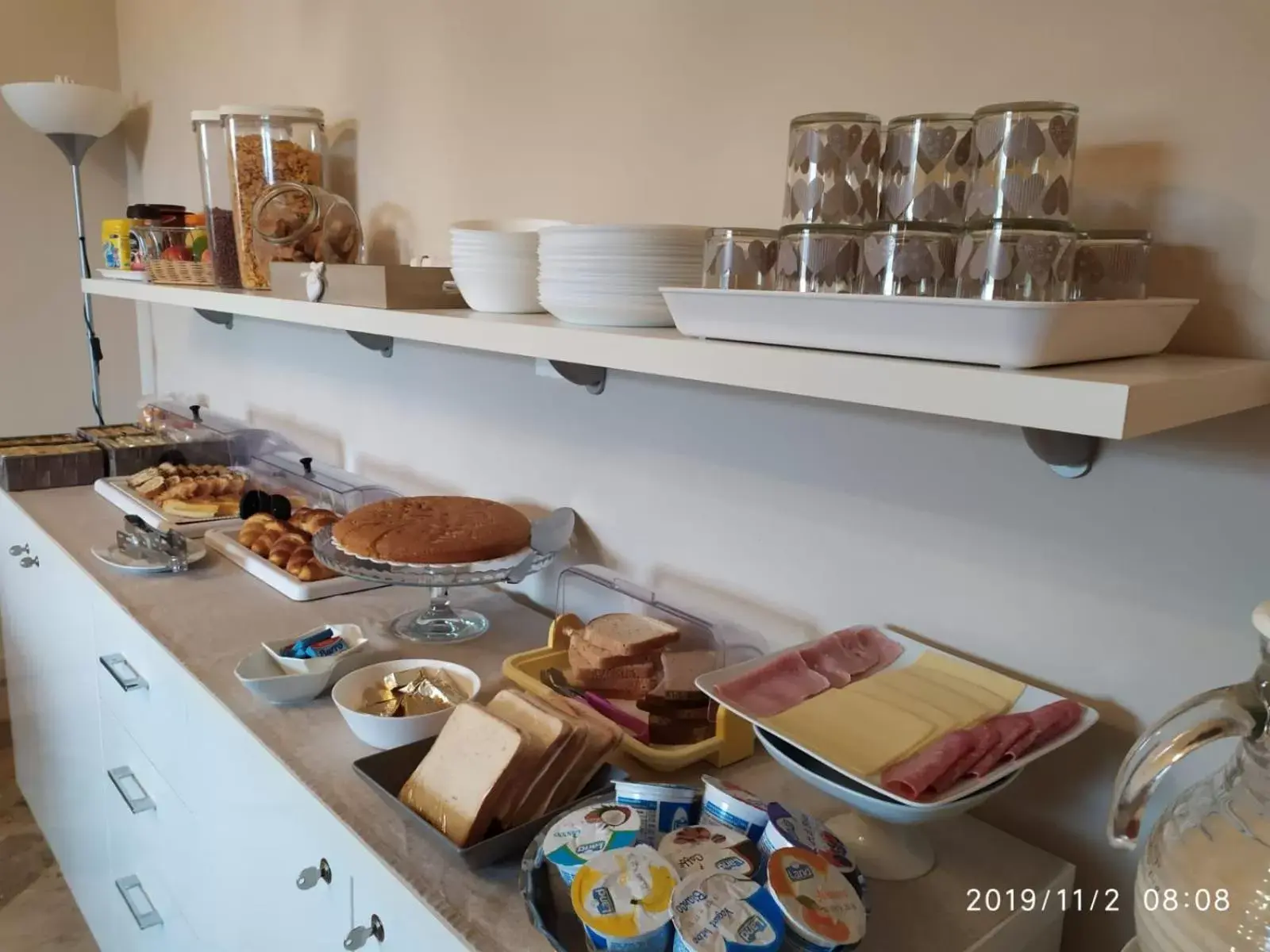 Continental breakfast in B&B Cameracaffè Centro