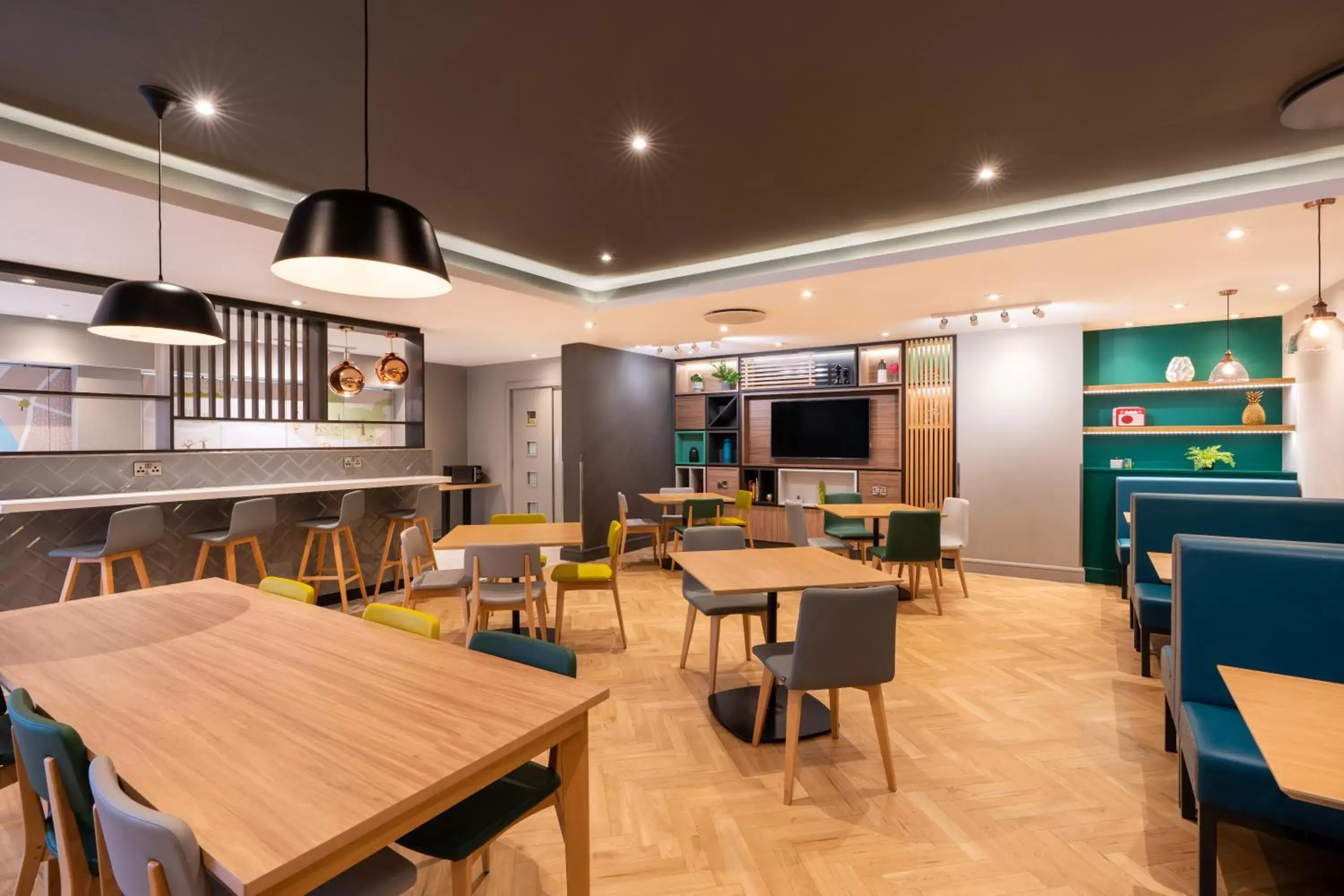 Restaurant/Places to Eat in Holiday Inn Southampton Eastleigh, an IHG Hotel